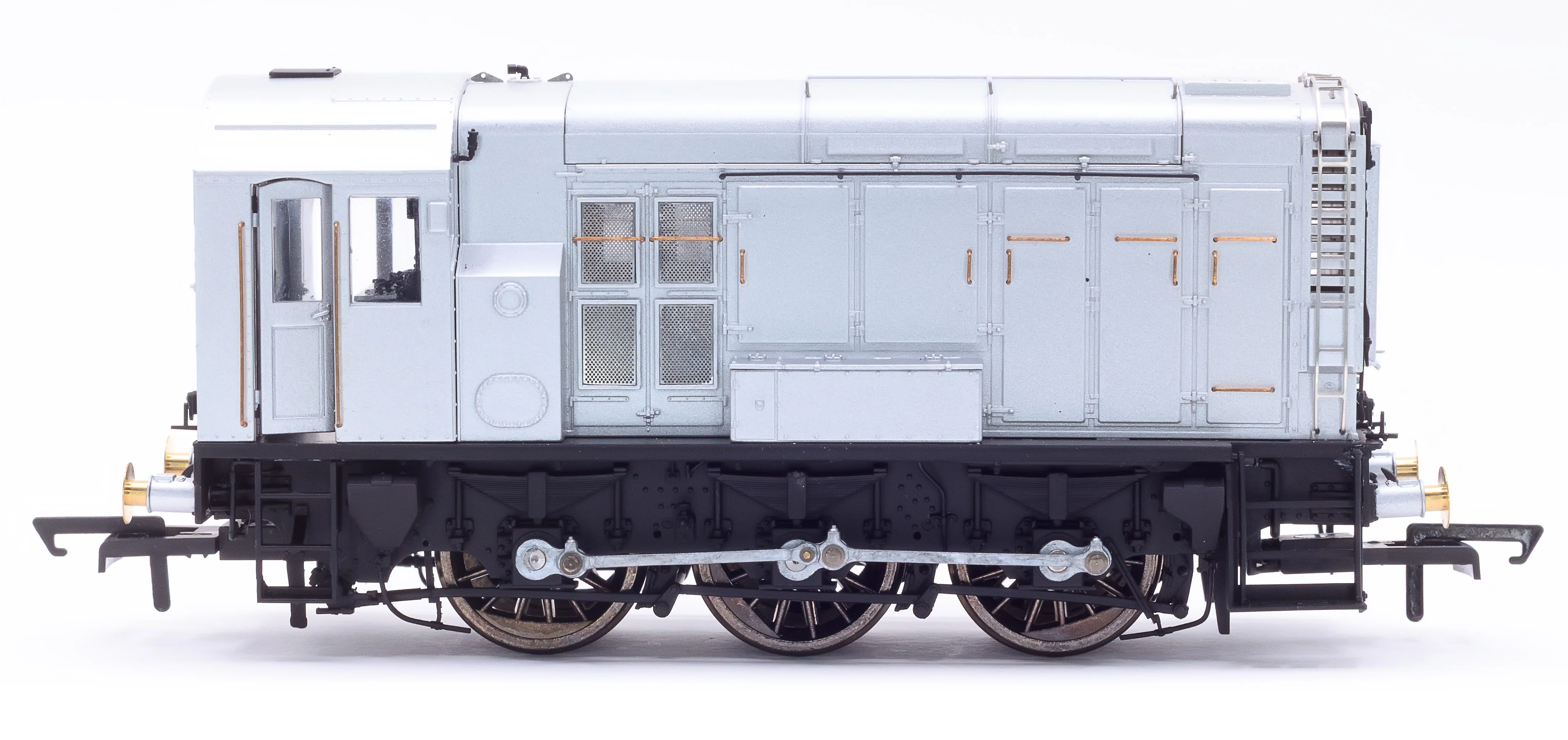 Class 10 BR Black Early Emblem 13146 Diesel Shunter Locomotive - DCC Sound - Image 4