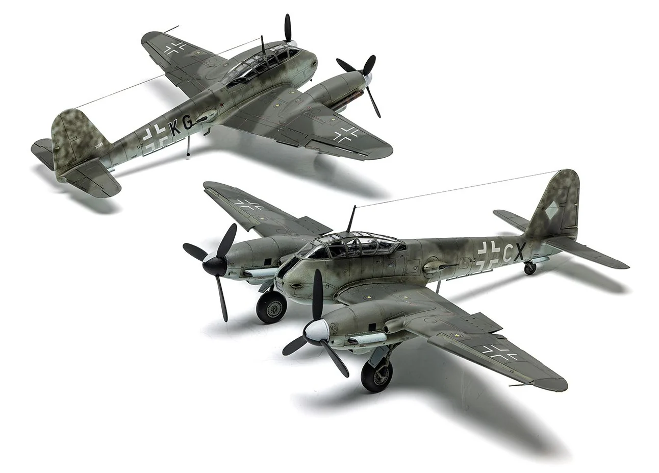 A04069 Messerschmitt Me410A-1 Model Kit - Image 7