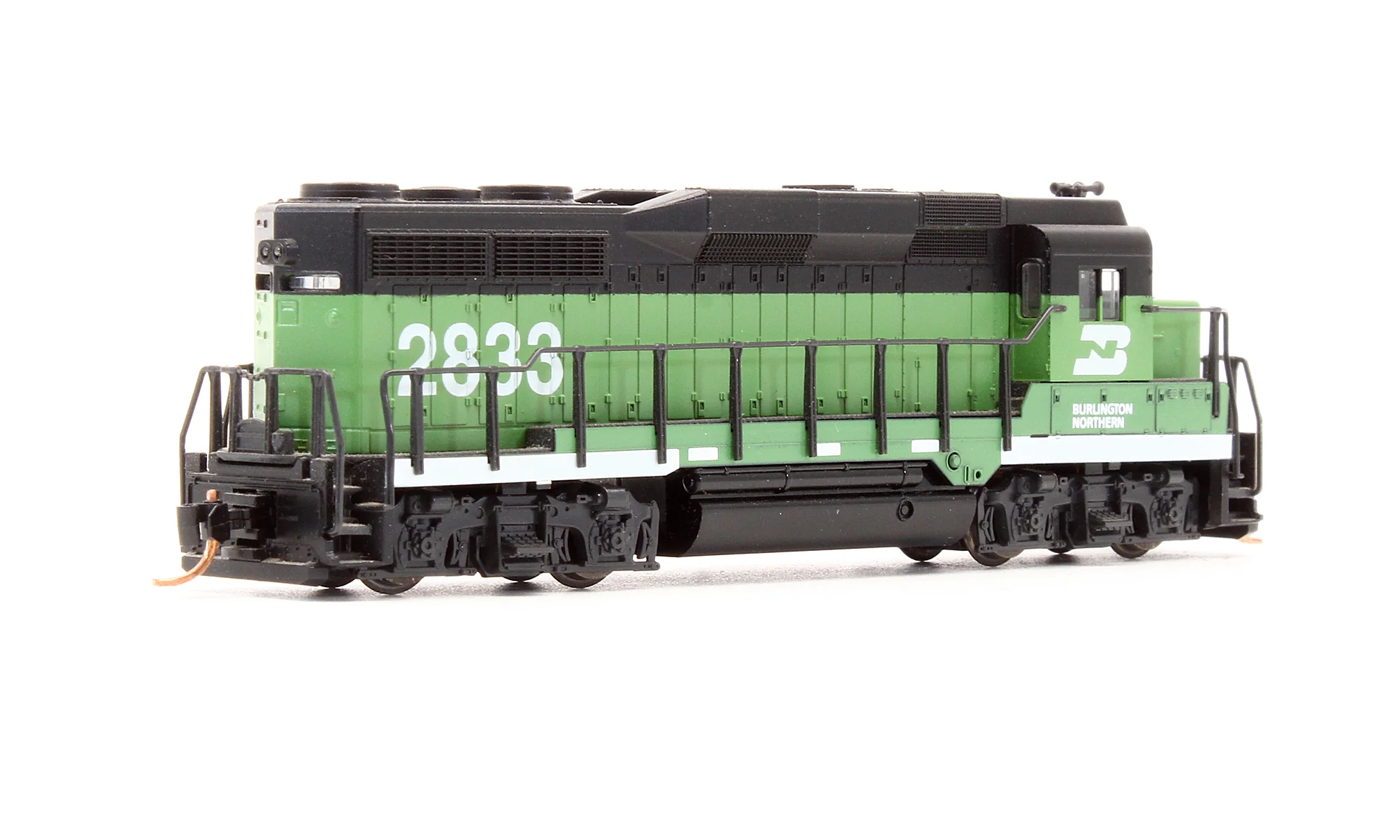 Pre-Owned 4737 GP30 Diesel Locomotive Burlington Northern - Road #2833 - Image 2