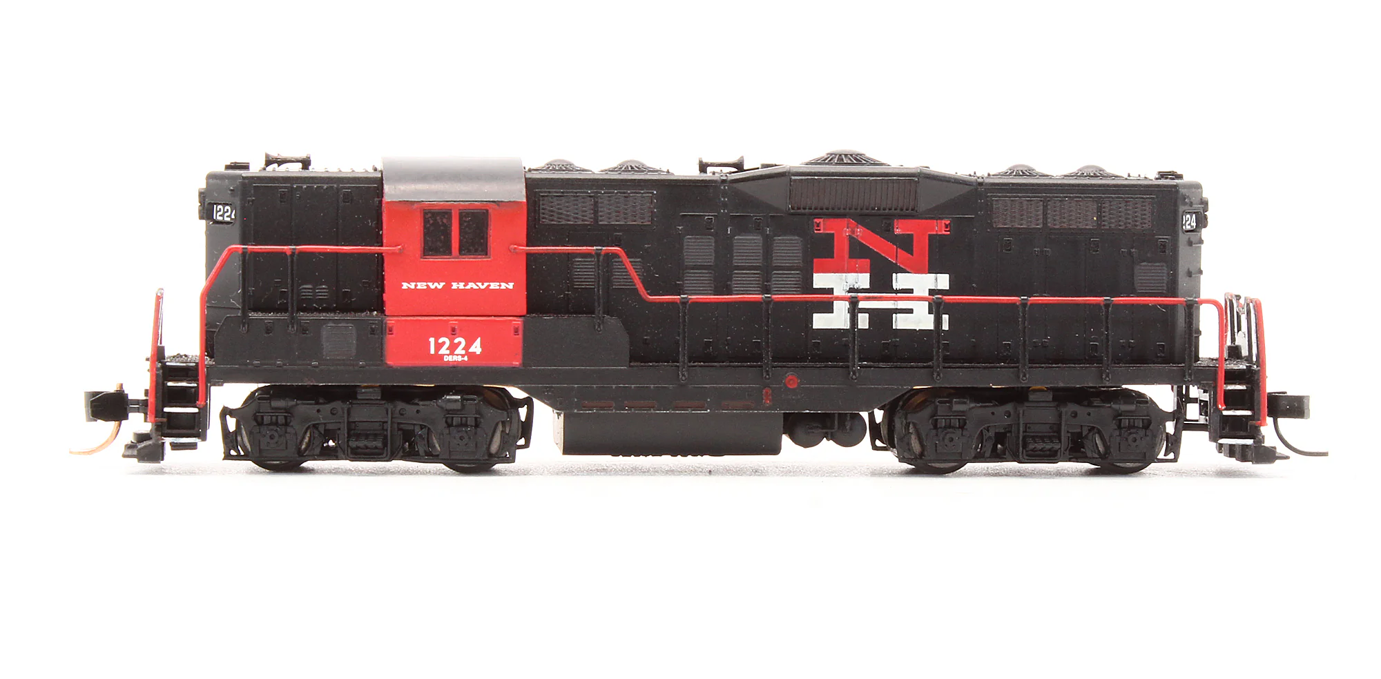 Pre-Owned 48324 GP9 Ph.2 Diesel Locomotive New Haven - Road #1224 - Image 4