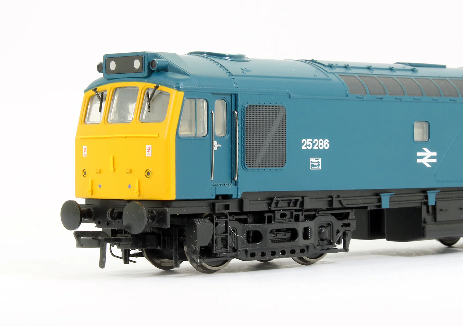 Pre-Owned Class 25/3 25286 BR Blue Domino Headcode Diesel Locomotive - DCC Fitted - Image 3