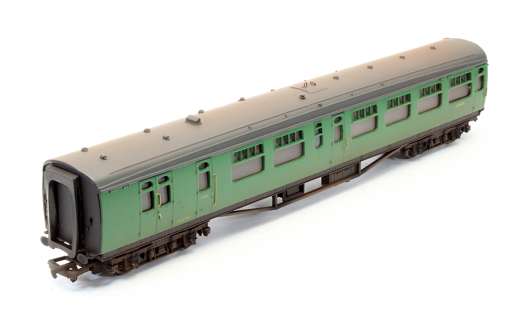 Pre-Owned BR Malachite Green 63' Bulleid Corridor / Open Brake 2nd Coach 'S3949S' - Custom Weathered - Image 4