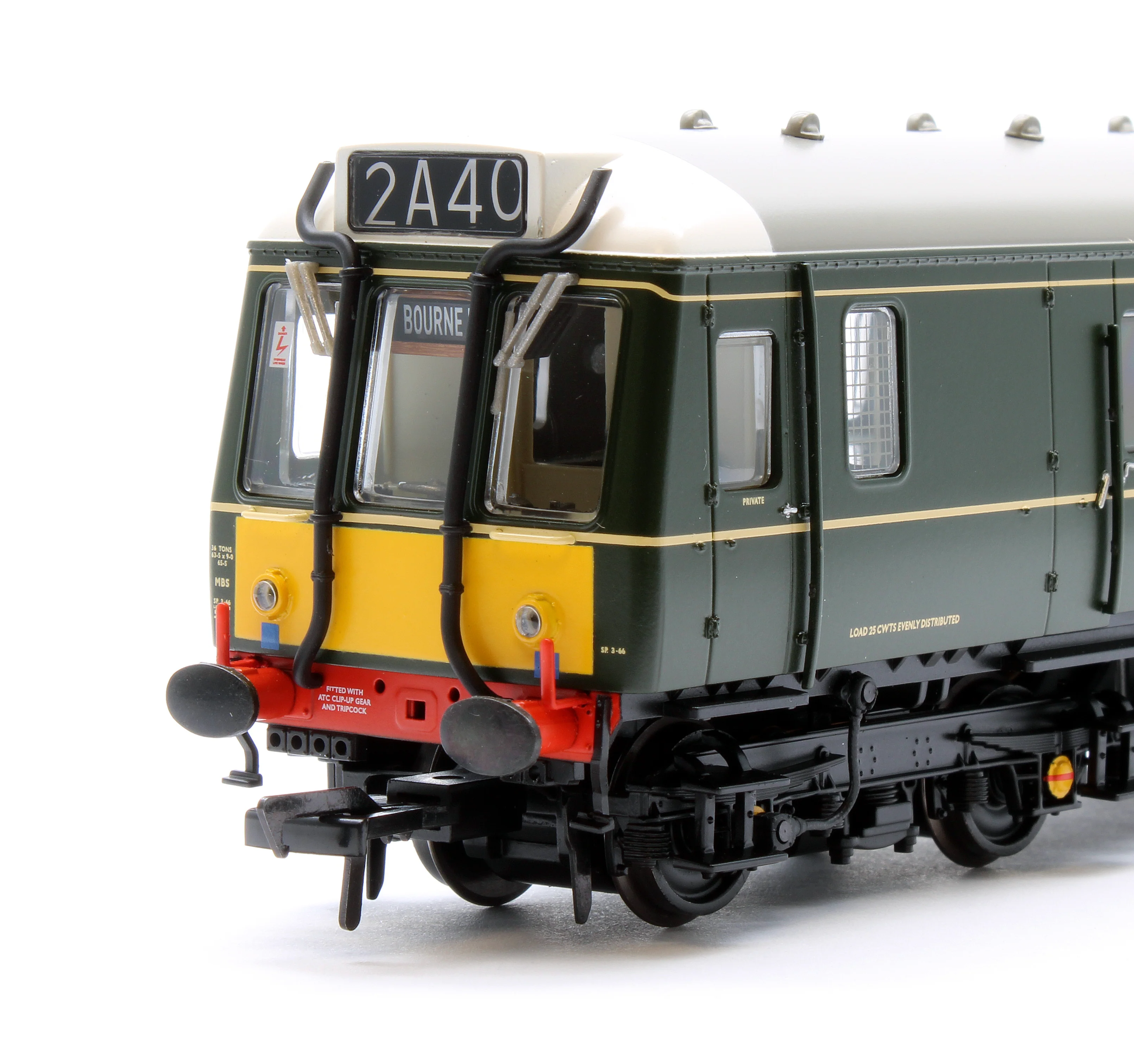 35-528PF Class 121 Single-Car DMU W55028 BR Green (Small Yellow Panels) - Fitted Passengers - Image 6