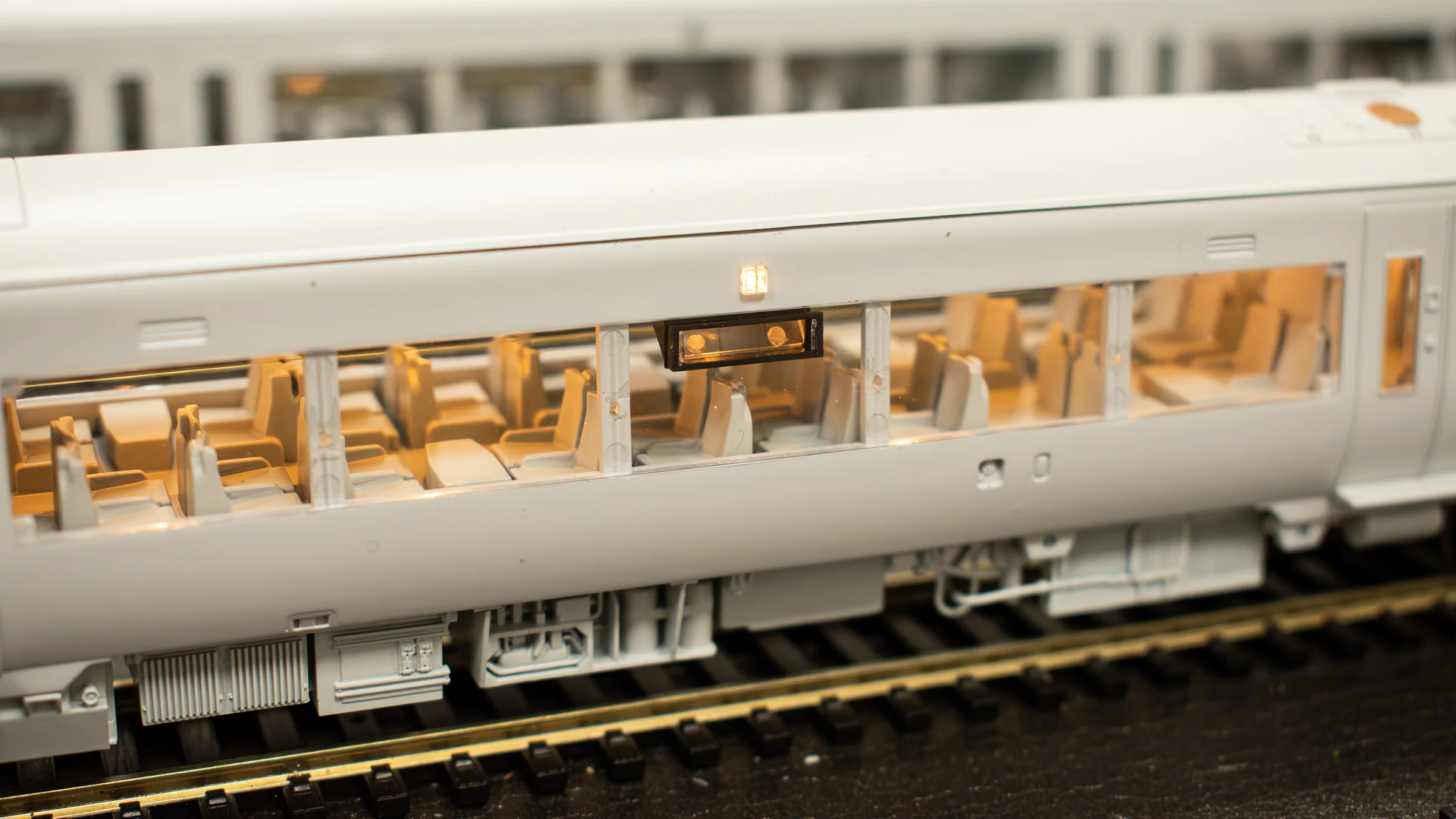 35-602SF Class 170/1 2-Car DMU 170111 Cross Country - DCC Sound - Image 10