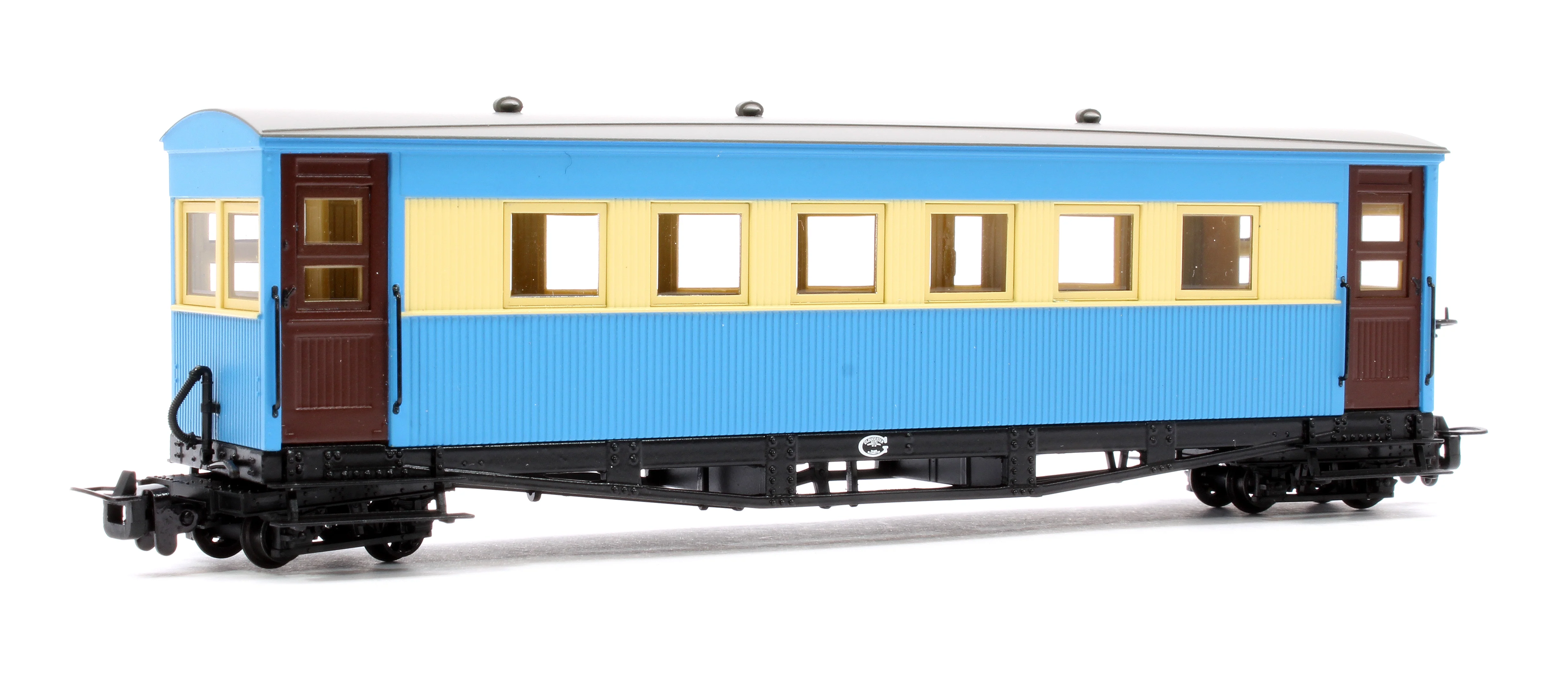 394-026 Bogie Coach in Lincolnshire Coast Light Railway Blue & Cream livery - Image 3