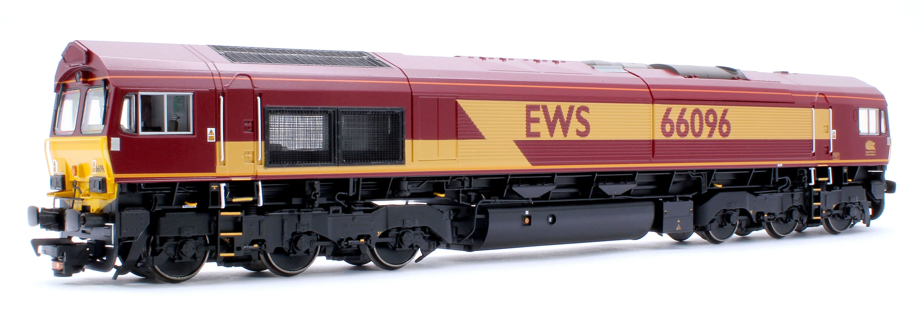 Class 66/0 66096 EWS Diesel Locomotive - DCC Sound - Image 4