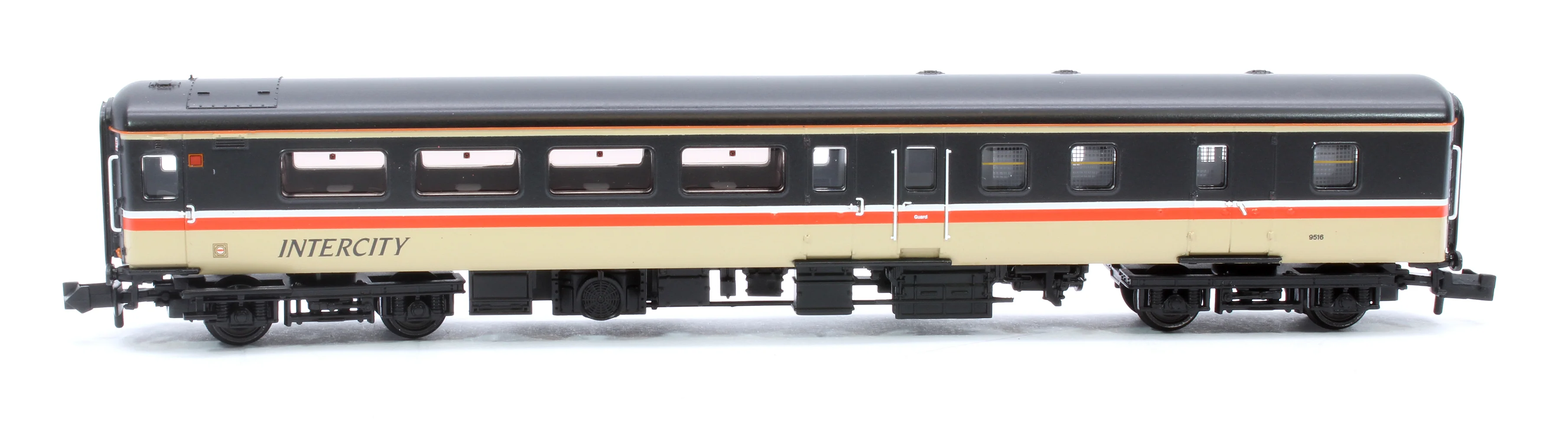 BR Mk2F BSO Brake Second Open BR InterCity (Swallow) No. 9516 - Image 2