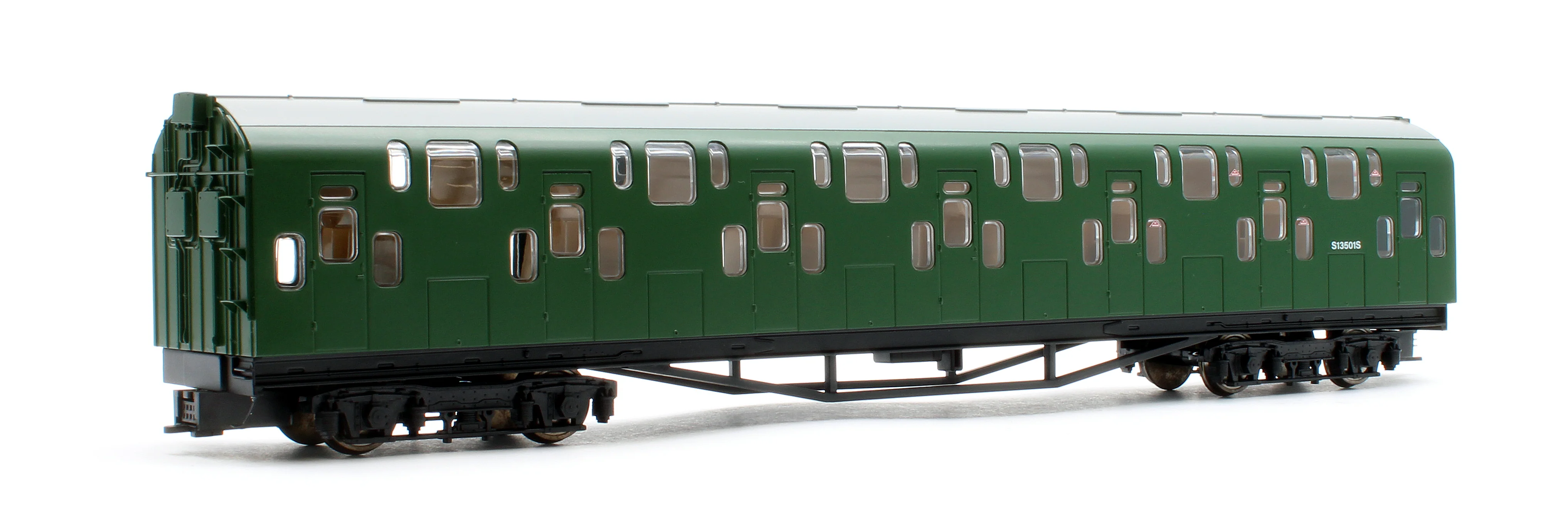 KRM-4DD-OO-F-1-G1 Bulleid Class 4DD Double Decker 4 Car EMU 4001/4901 BR Green with Small Yellow Ends - DCC Fitted - Image 8