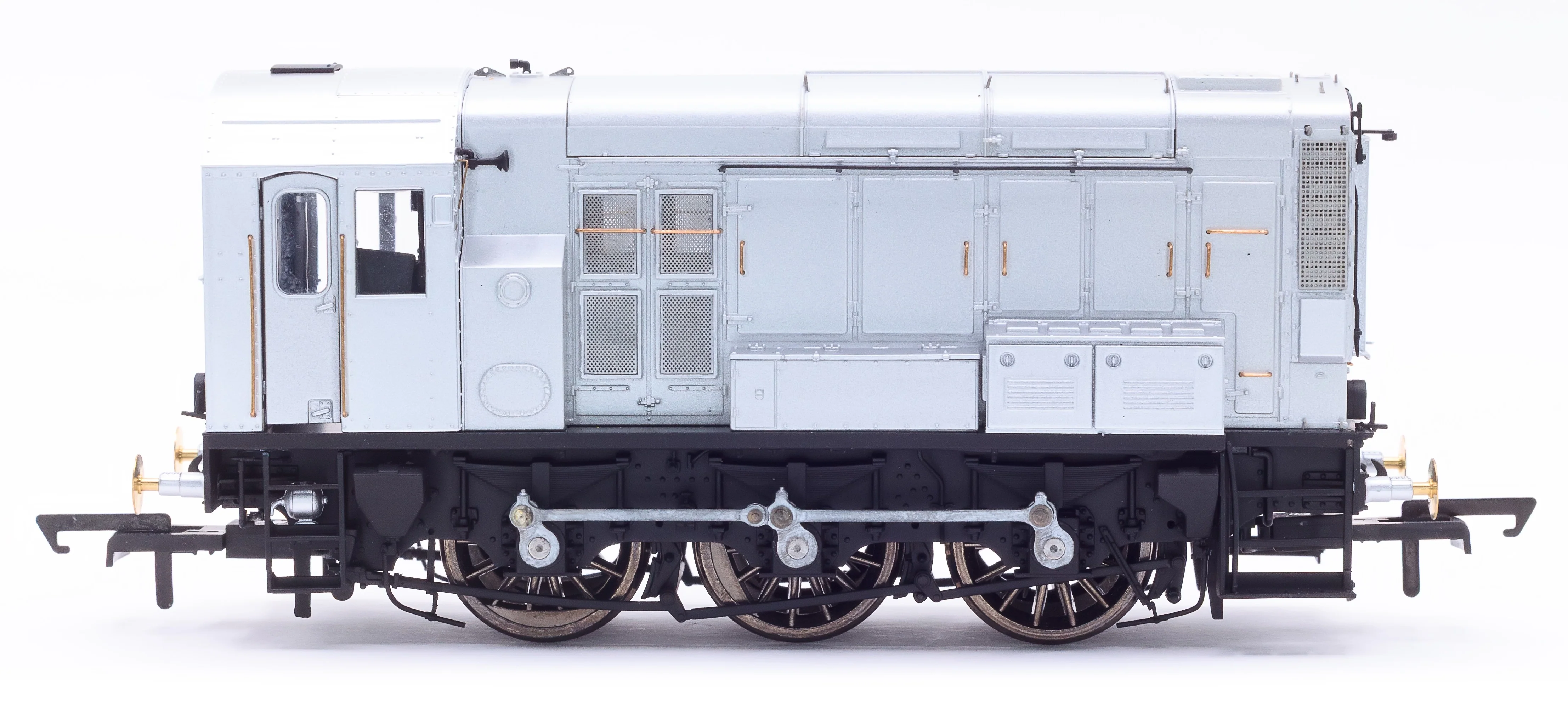 Class 08 Freightliner/G&W Orange 08785 Diesel Shunter Locomotive - Image 4