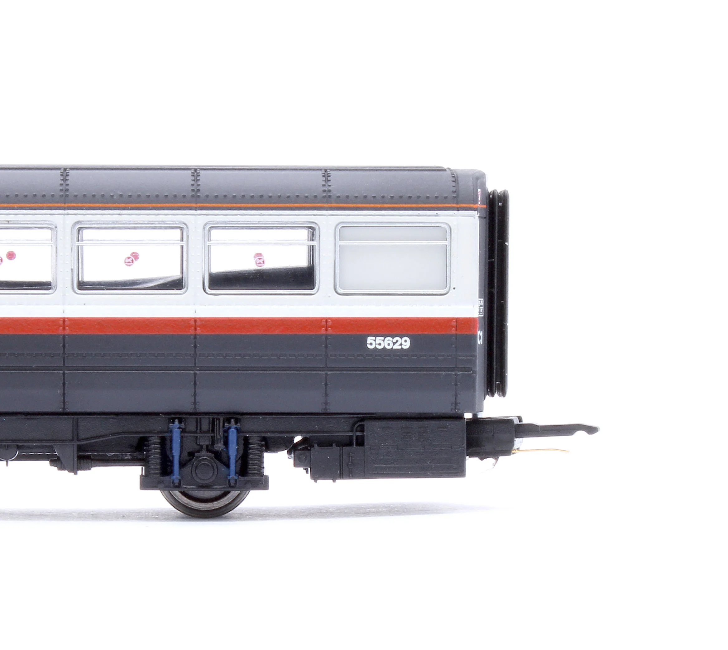 2D-142-008 Class 142 Regional Railways Red/Grey/White DMU 142038 - Image 7