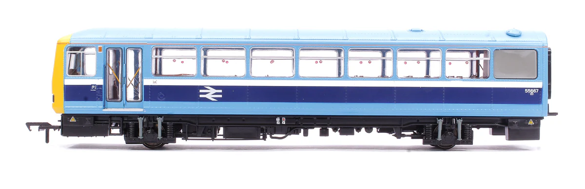 E83022 Class 143 2-Car DMU 143001 BR Provincial (Original) - Image 6