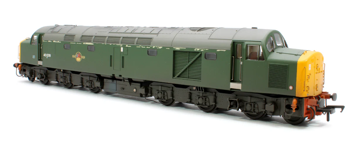 Class 40 Disc Headcode 40039 BR Green (Full Yellow Ends) Diesel Locomotive - Weathered - Image 4
