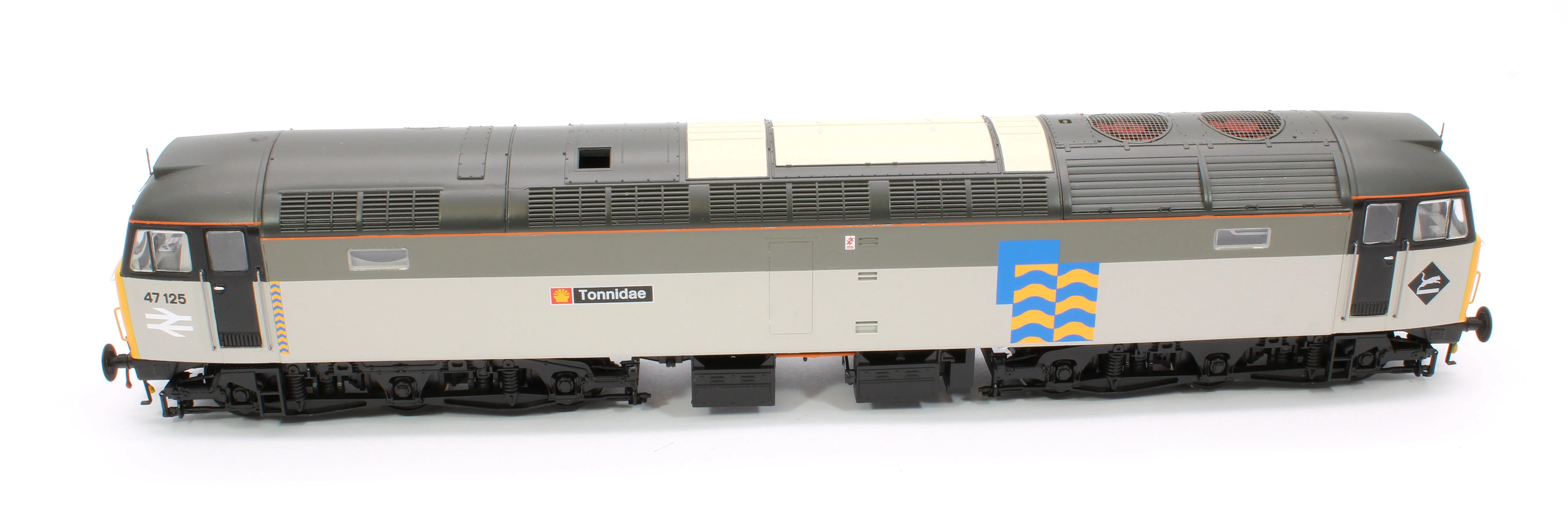 47233 Class 47 125 'Tonnidae' Railfreight Petroleum Diesel Locomotive - DCC Sound - Image 10