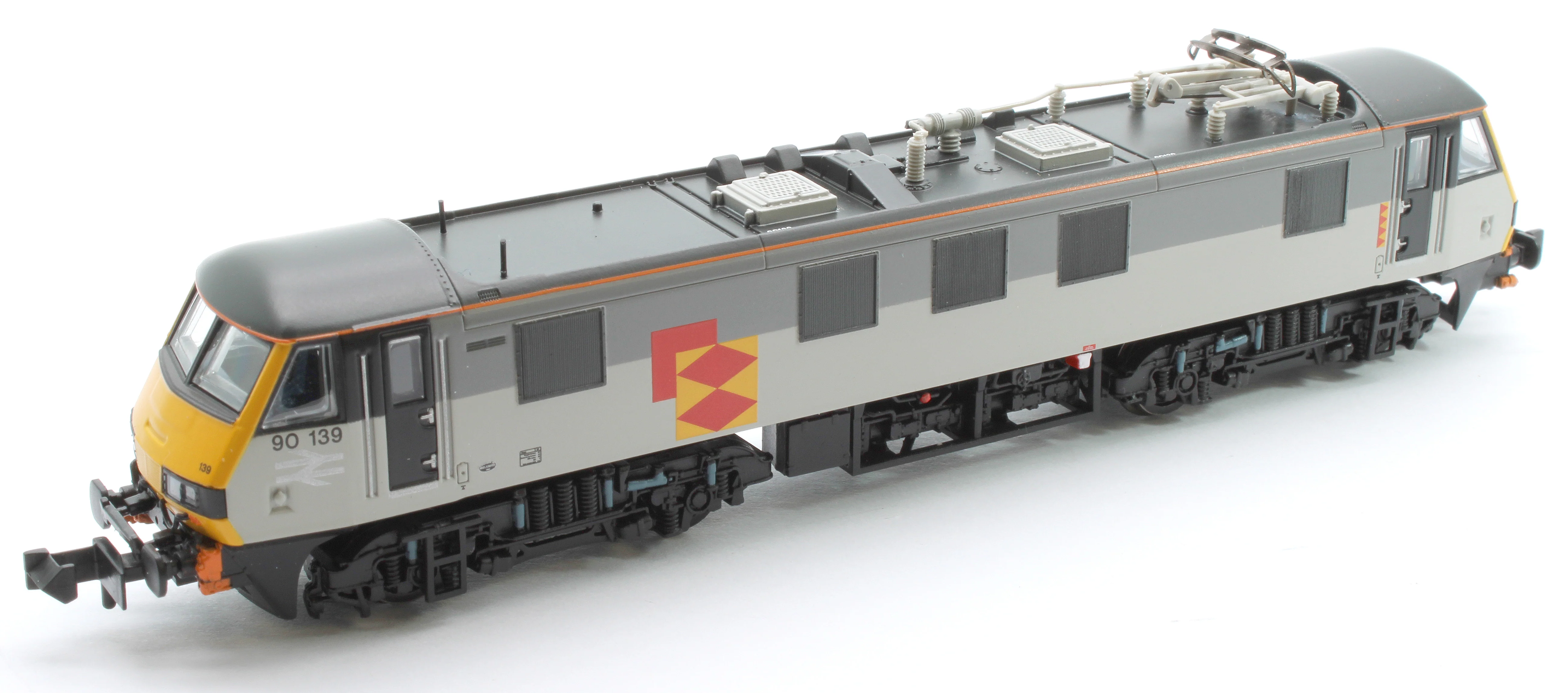 Class 90/1 90139 BR Railfreight Distribution Sector Electric Locomotive - Image 8