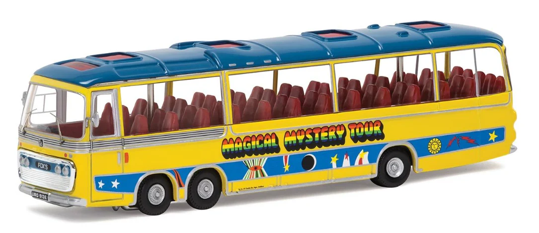 CC42419 The Beatles Magical Mystery Tour Bus - Image 2