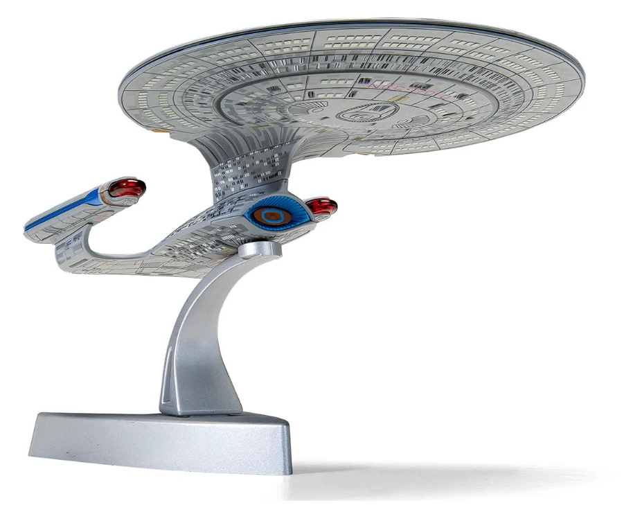 CC96611 Star Trek - USS Enterprise NCC-1701-D (The Next Generation) - Image 4