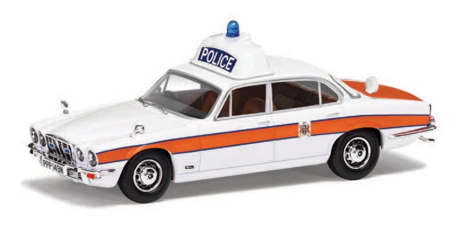 VA13904 Jaguar XJ6 (Series 2) 4.2. Thames Valley Police