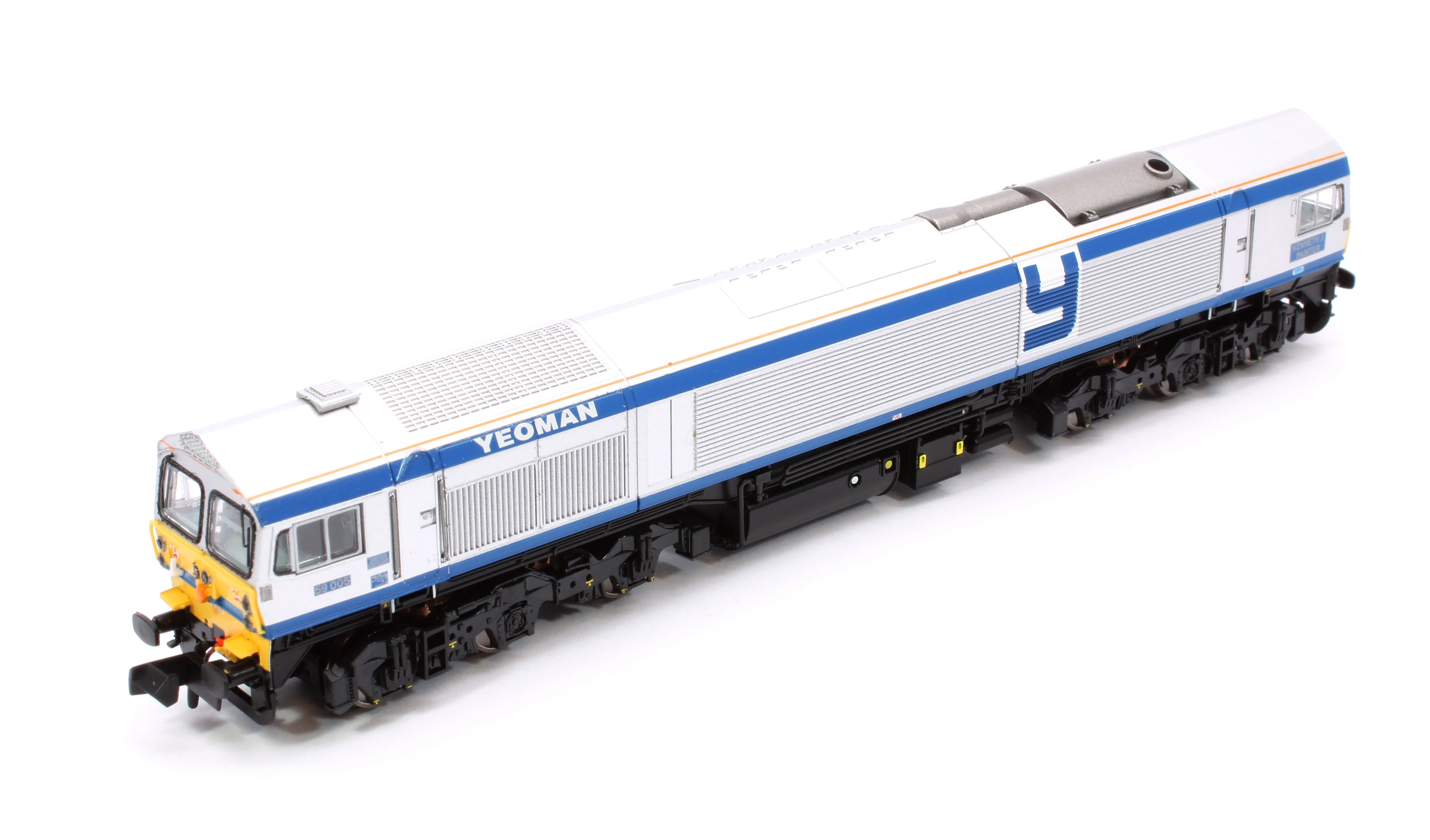 Class 59 #59005 "Kenneth J Painter" Foster Yeoman Silver Livery Diesel Locomotive - DCC Sound - Image 11