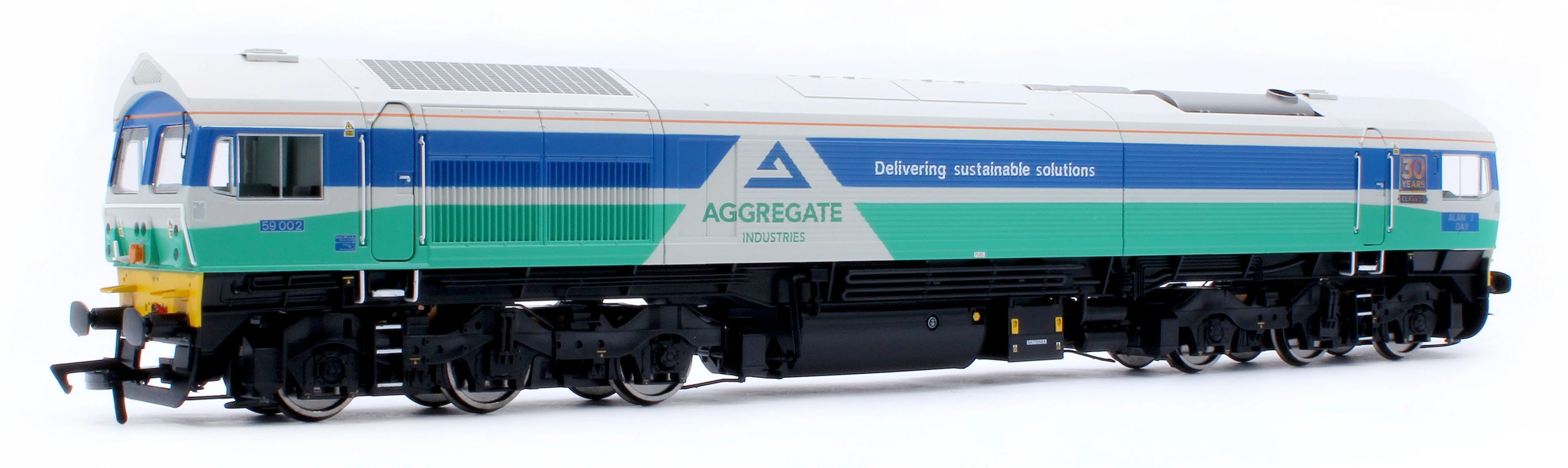 Class 59 Aggregate Industries 59002 Alan J Day Diesel Locomotive - Image 4