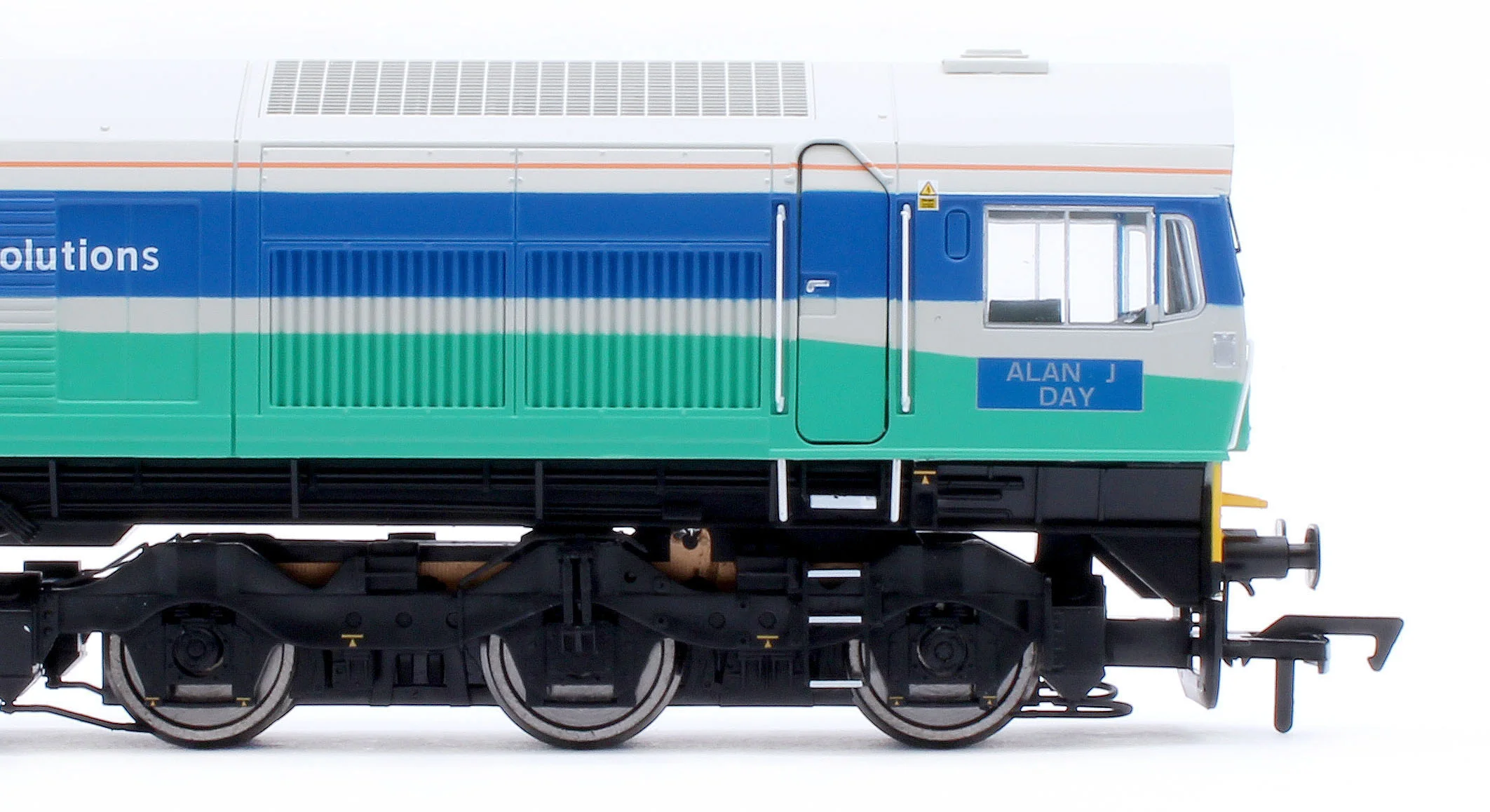 Class 59 Aggregate Industries 59002 Alan J Day Diesel Locomotive - DCC Fitted - Image 8