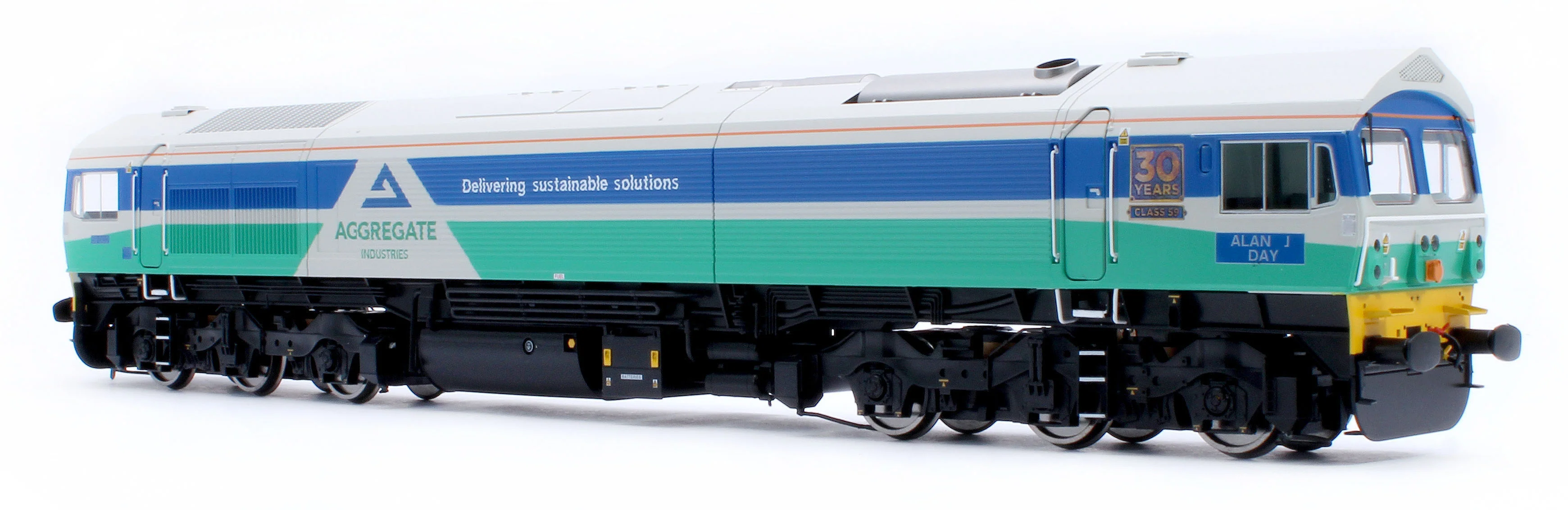 Class 59 Aggregate Industries 59002 Alan J Day Diesel Locomotive - DCC Sound & Smoke Fitted - Image 5