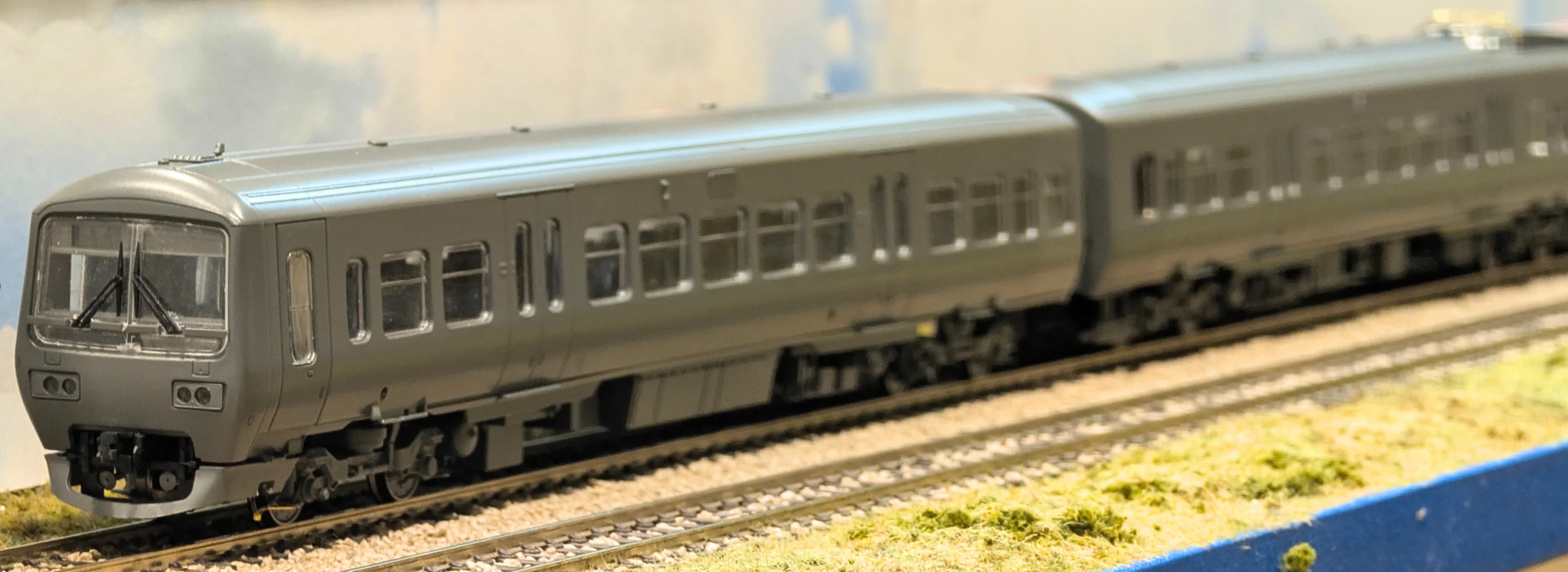 4D-323-001 Class 323 323203 Regional Railways Centro 3 Car EMU Set - Image 12