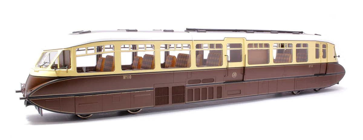 7D-011-002 Streamlined Railcar 10 Lined Chocolate & Cream GWR Monogram Diesel Locomotive - Image 3