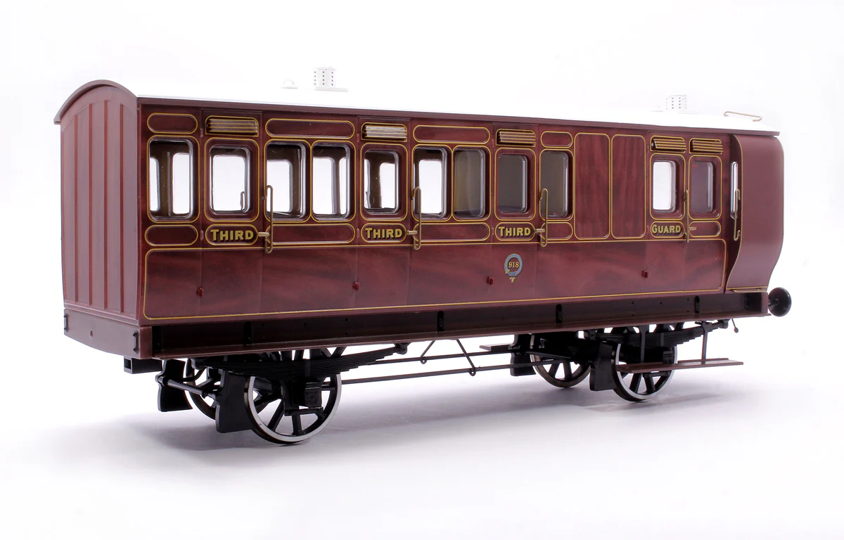 7P-020-002 Stroudley 4 Wheel Suburban Oil Lit Brake 3rd Mahogany 918 - Image 3