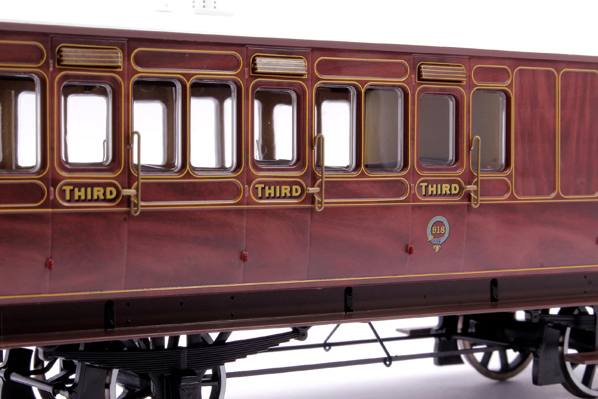 7P-020-002 Stroudley 4 Wheel Suburban Oil Lit Brake 3rd Mahogany 918 - Image 4