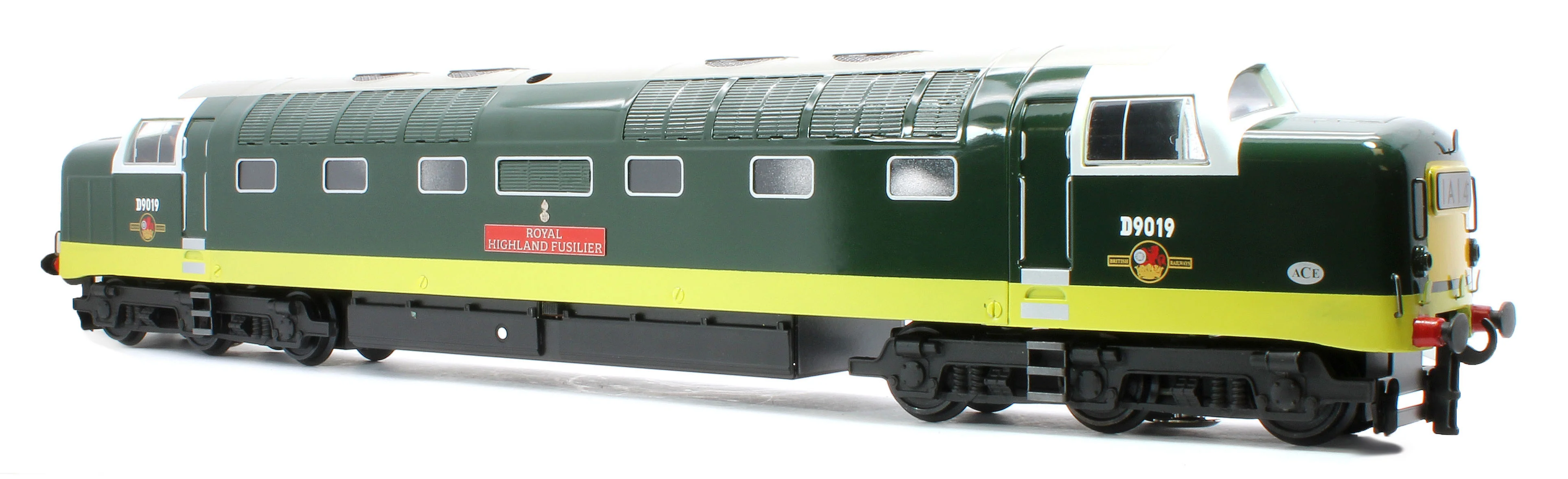 E/41-B2 Class 55 English Electric Deltic "The Royal Highland Fusilier" BR Green Small Yellow Panels No. D9019 Diesel Locomotive - Image 5