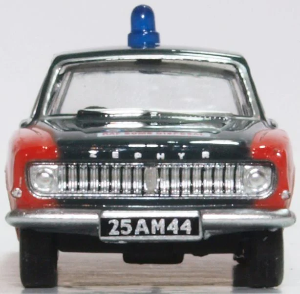 76ZEP011 Ford Zephyr Bomb Disposal - Image 2