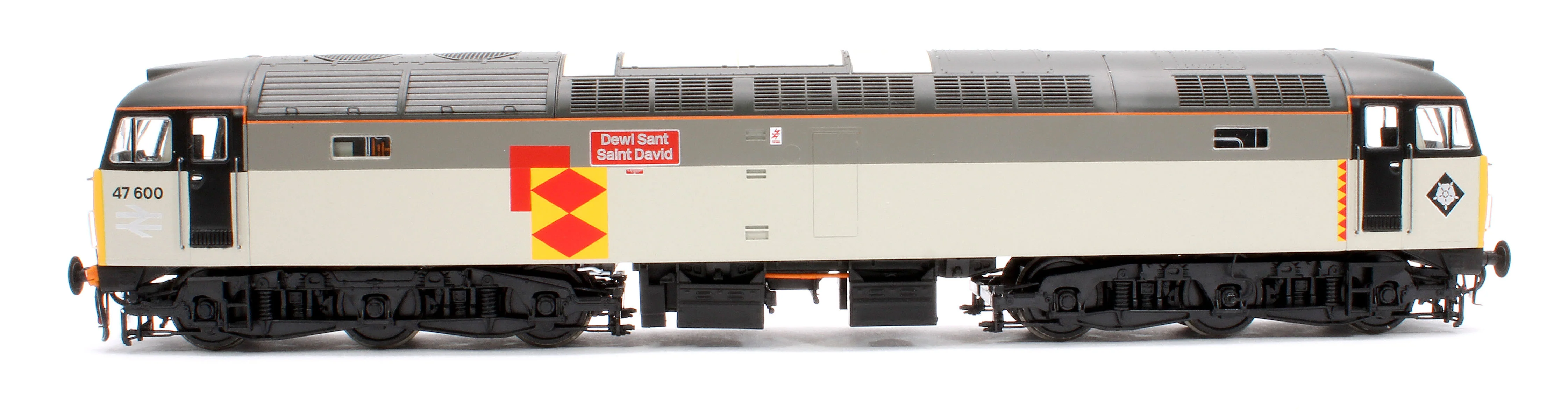 GM4240204 Class 47 600 'Dewi Saint/Saint David' Railfreight Distribution Diesel Locomotive - Image 5