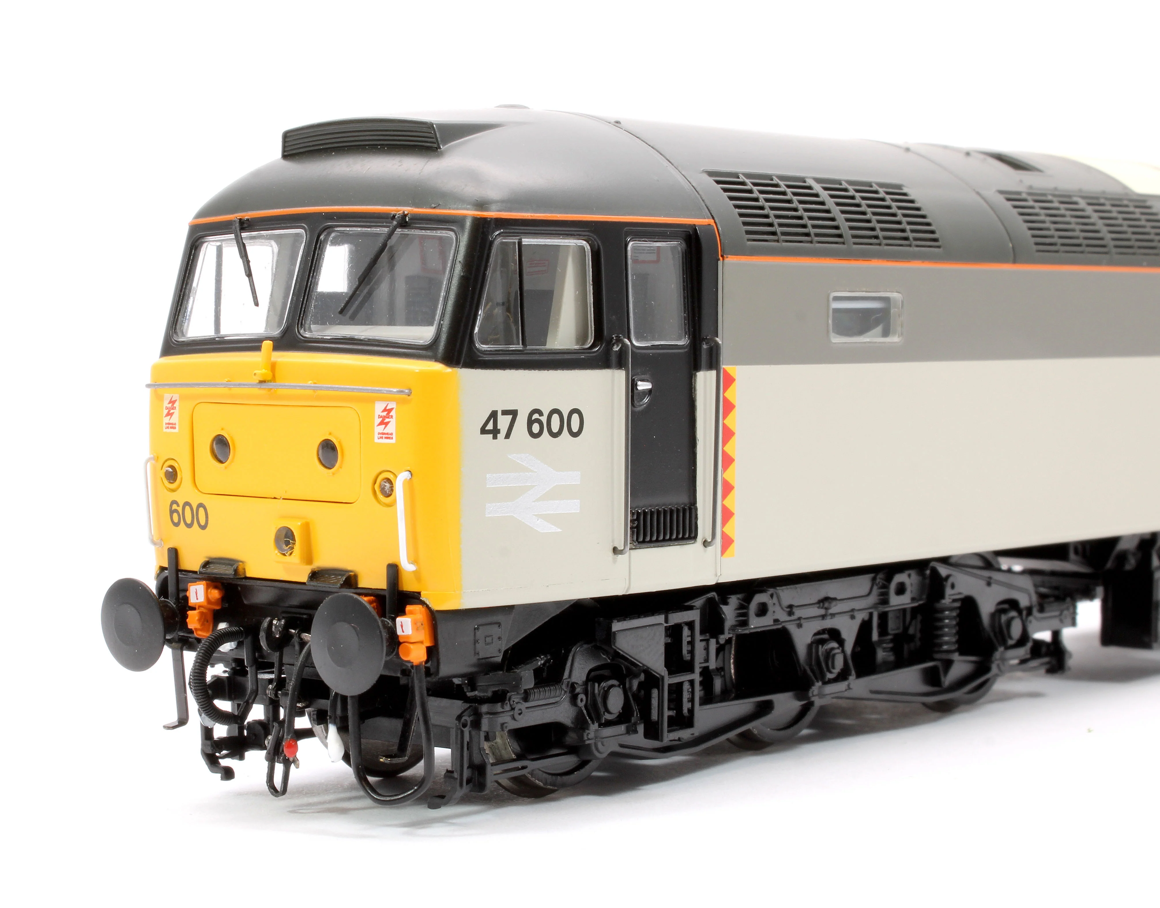 GM4240204 Class 47 600 'Dewi Saint/Saint David' Railfreight Distribution Diesel Locomotive - Image 8