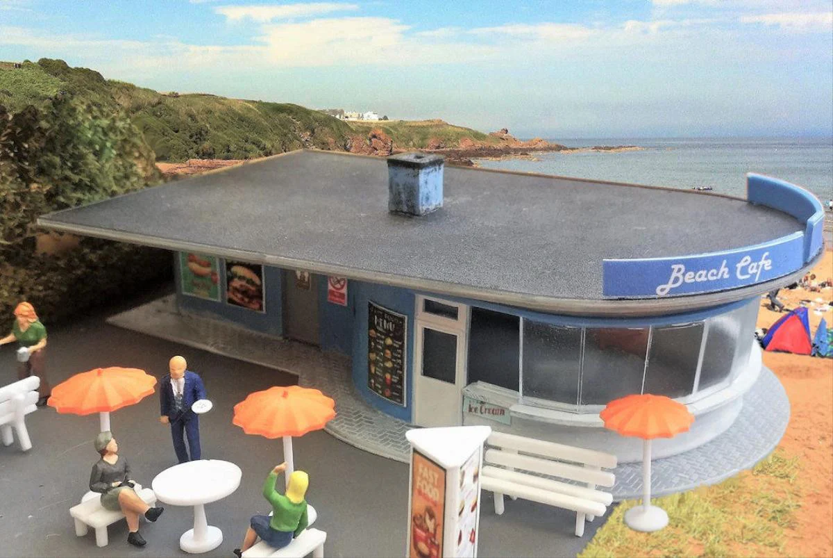 GM484 Fordhampton Seafront Cafe Kit - Image 2