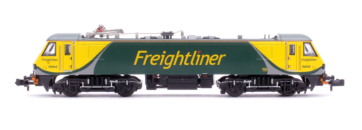 Class 90/0 90042 Freightliner 'PowerHaul' No. 90042 Electric Locomotive - Image 5