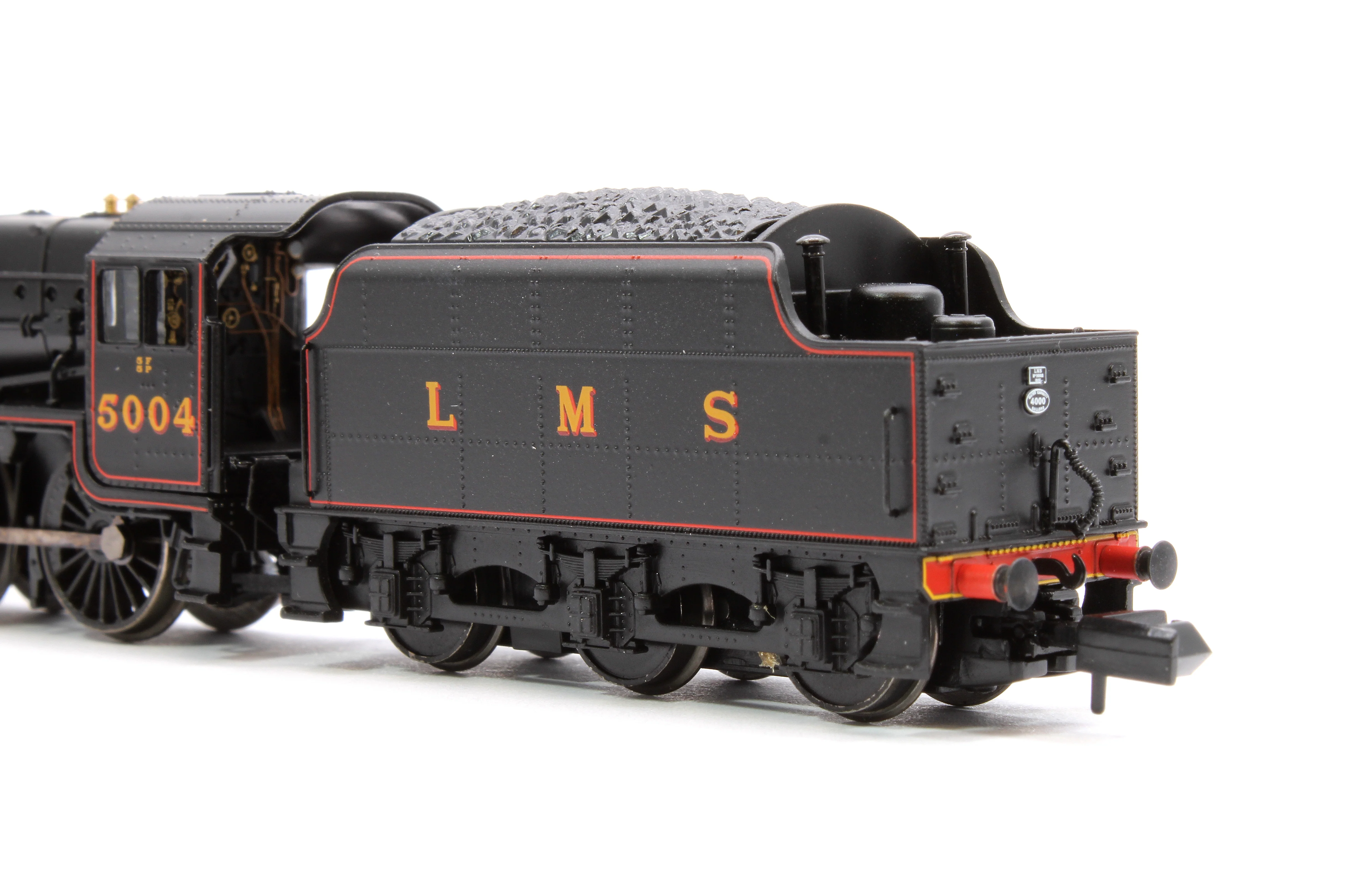 372-135B LMS 5MT 'Black 5' with Riveted Tender 5004 LMS Lined Black - Image 8