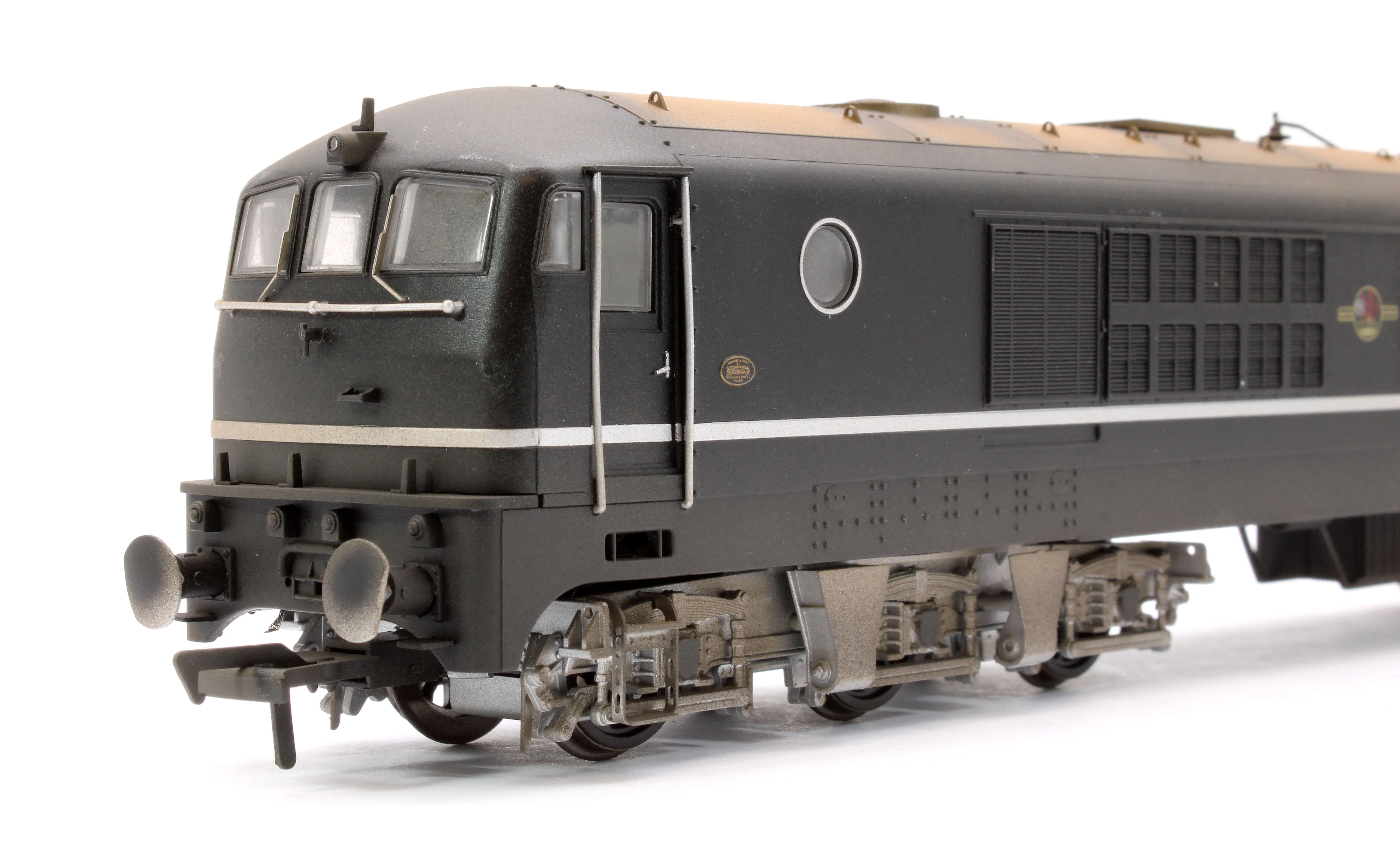 Custom Weathered BR Class 80 E1000 (Rebuilt 18100 Gas Turbine) Electric Locomotive in BR Black (Late Crest) - Image 9
