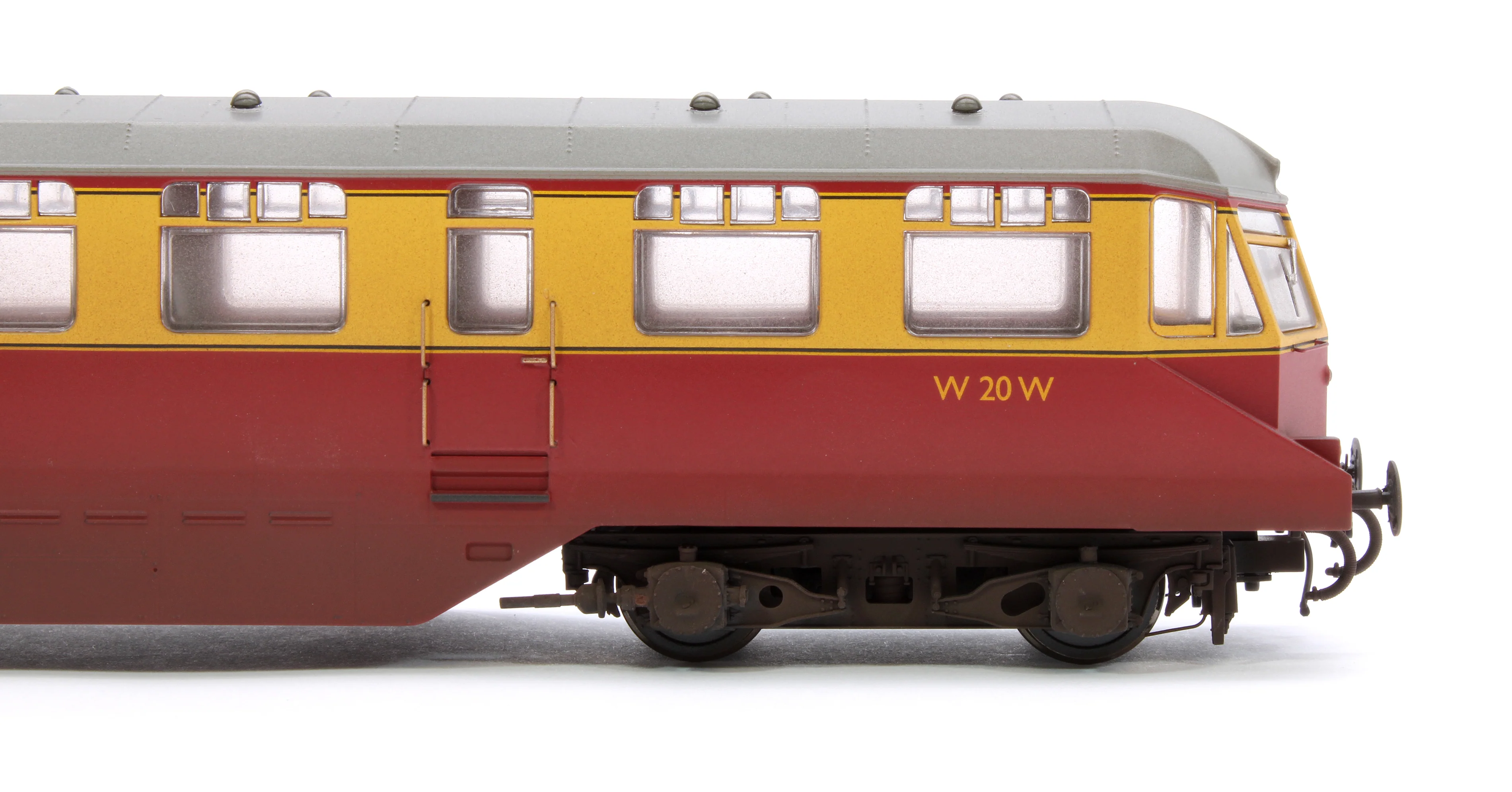 GWR Passenger Railcar BR Crimson/Cream W20W (Grey Roof) Diesel Locomotive - Weathered - Image 6