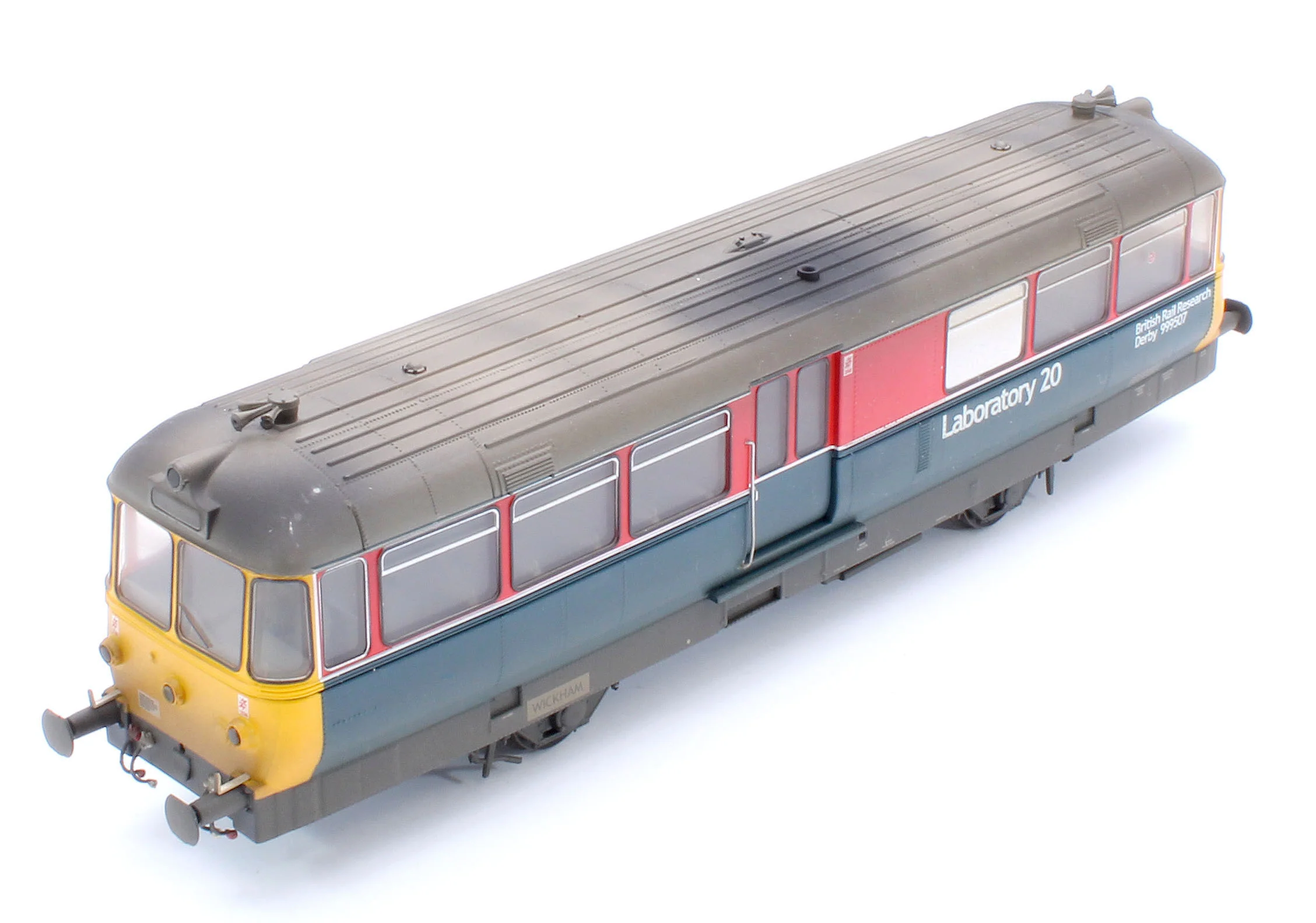 Pre-Owned Waggon & Maschinenbau (W&M) Diesel Railbus Railway Technical Centre Red/Blue 'Laboratory 20' - Weathered - Image 11