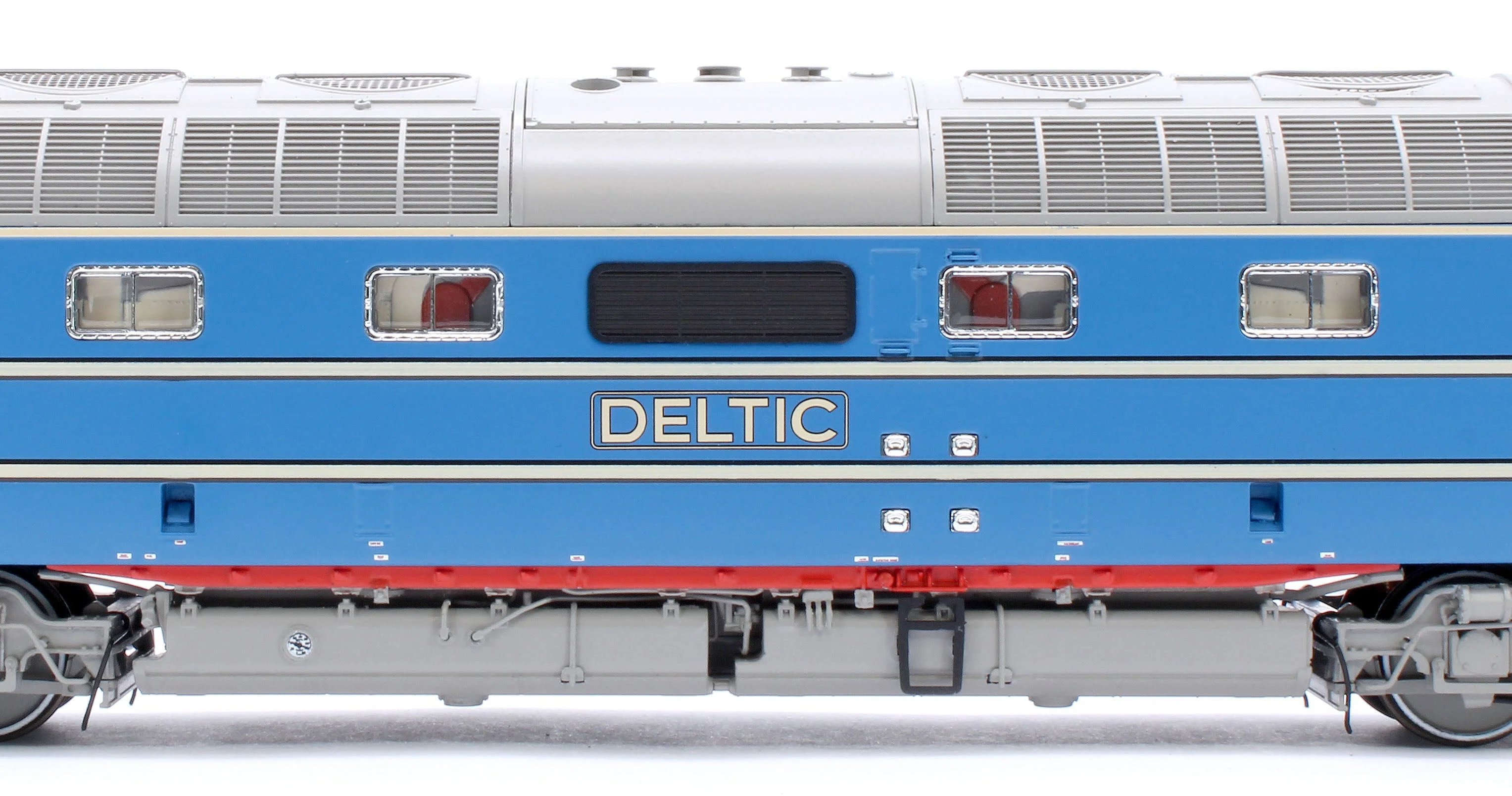 Pre-Owned R30297 Hornby Dublo English Electric DP1 Co-Co DP1 'Deltic' BR Diesel Locomotive - Image 9