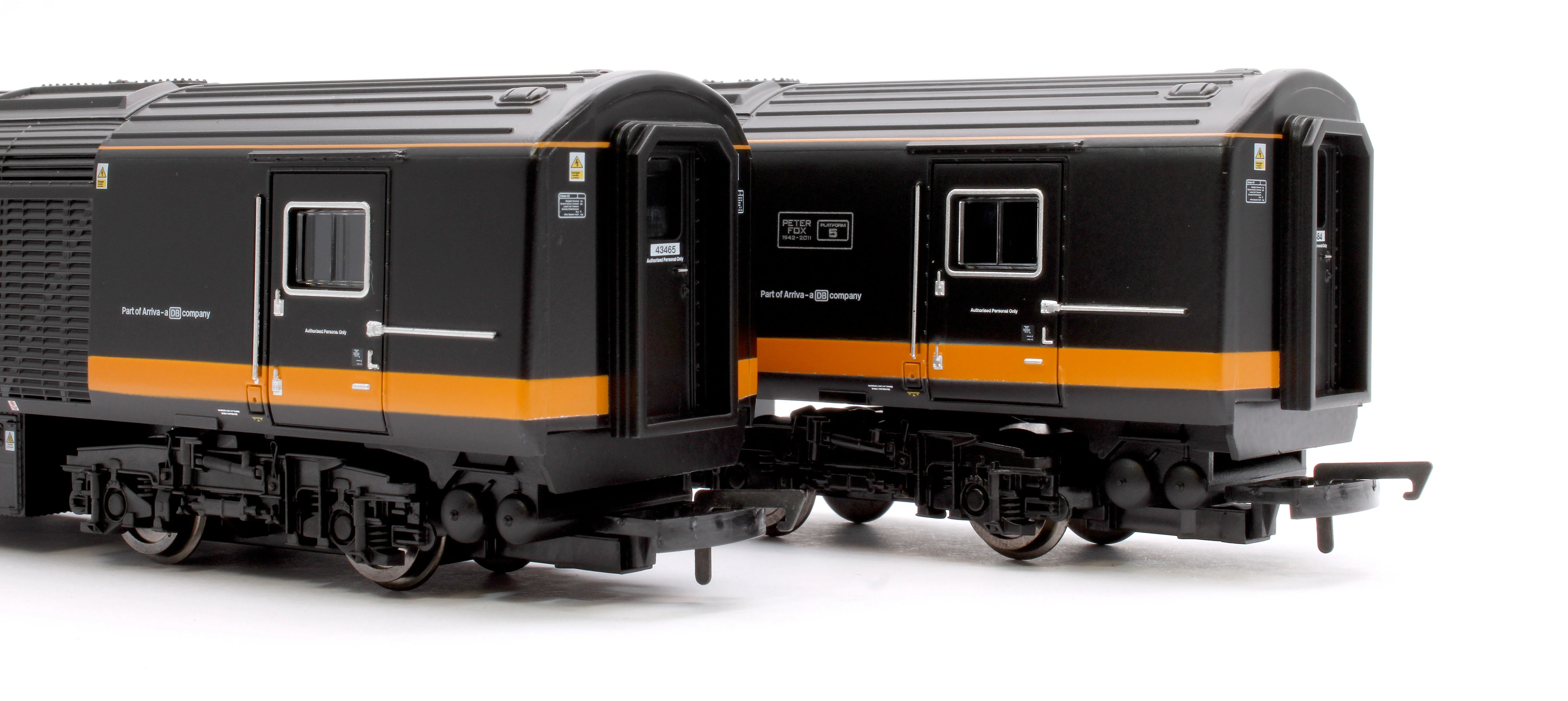 RailRoad Grand Central HST Train Pack - Image 3