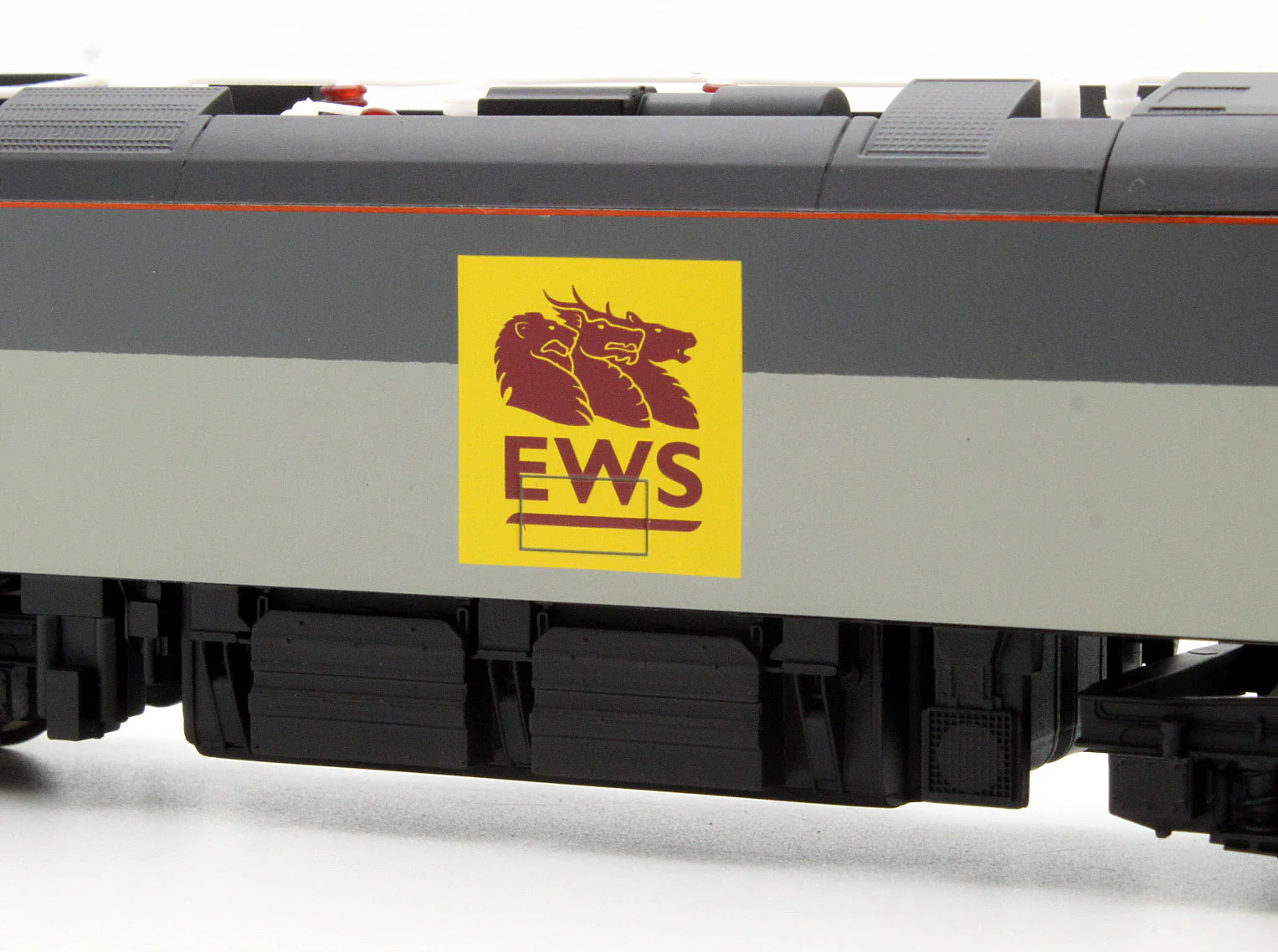 EWS Co-Co 'Brahms' Class 92016 Electric Locomotive - Image 4