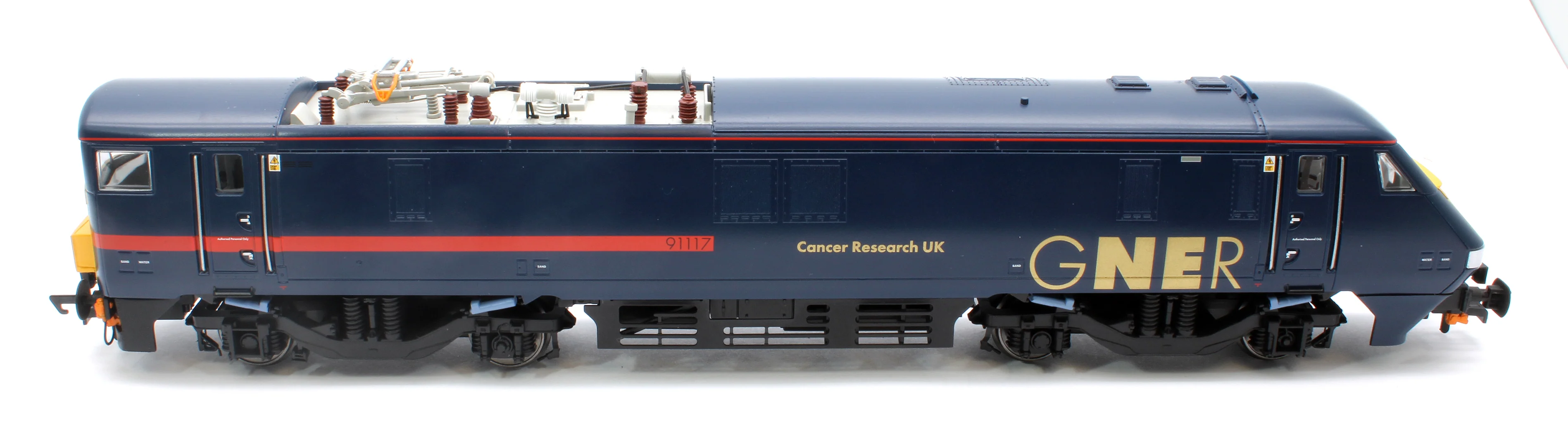 Class 91 91117 Bo-Bo "Cancer Research UK" GNER - Electric Locomotive - Image 11
