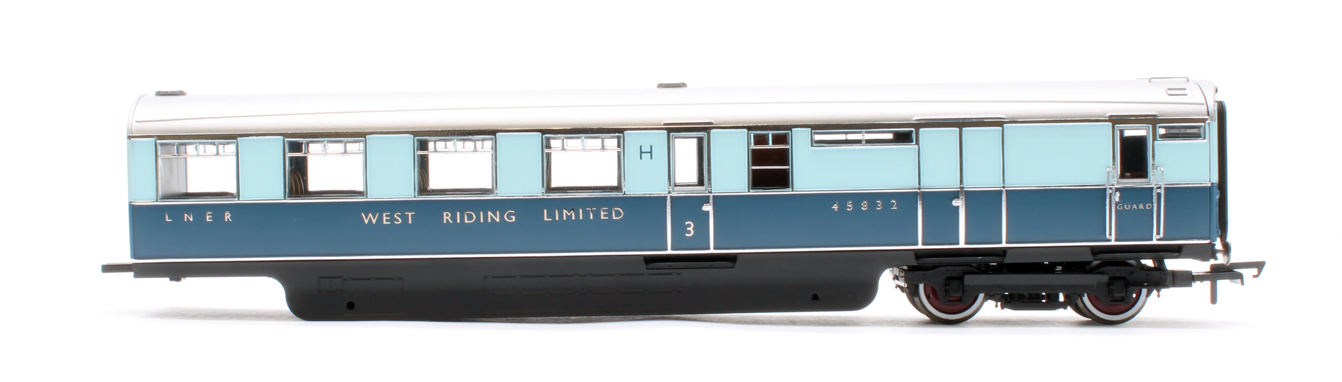 LNER West Riding Limited Open Third & Brake Third Articulated Coach Pack - Image 5