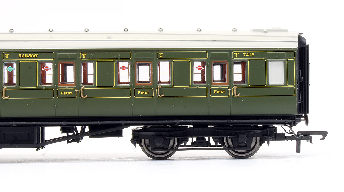 SR Maunsell Corridor 1st Class Coach '7412' - Image 3