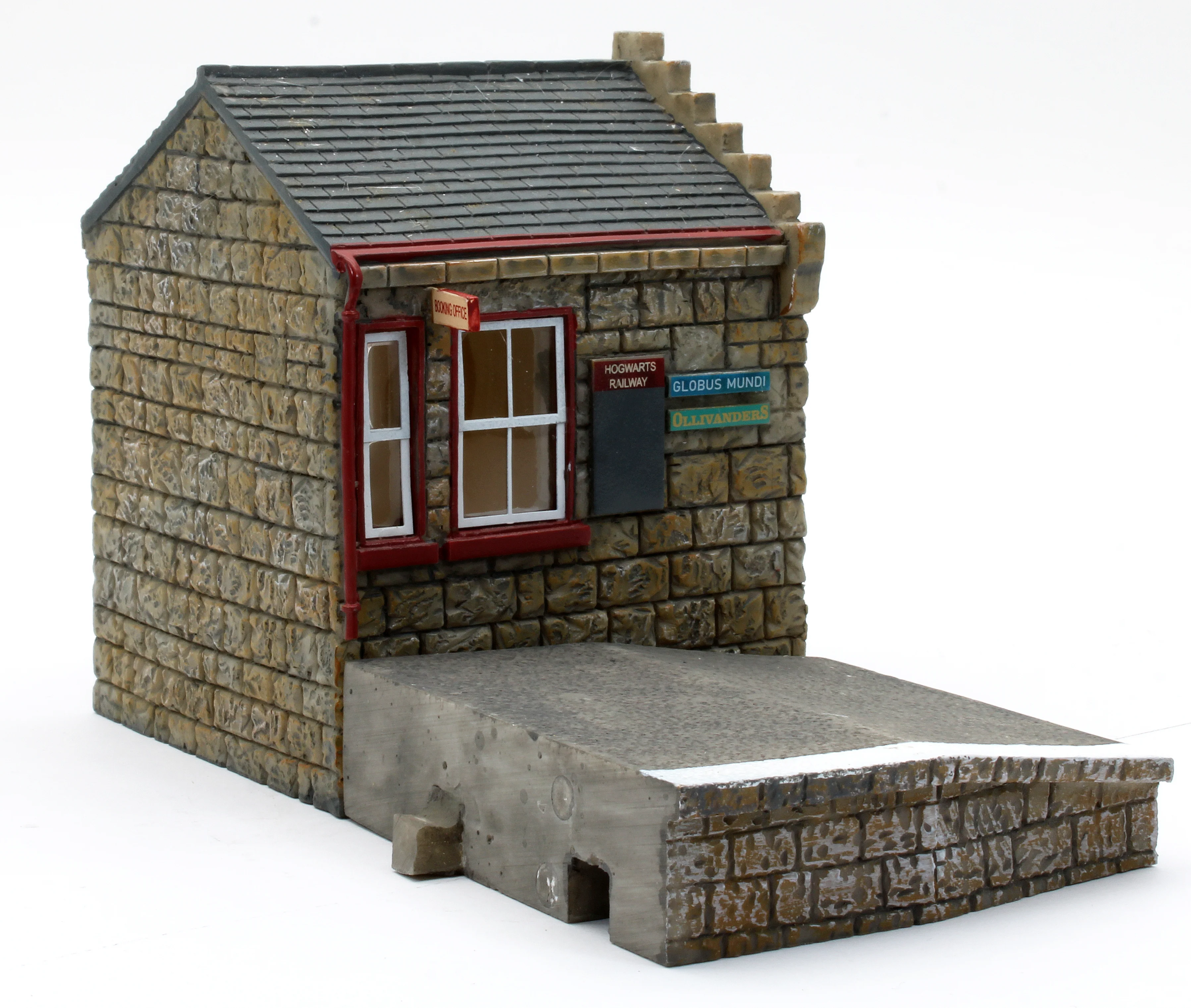 Pre-Owned R7232 Harry Potter Hogsmeade Booking Hall