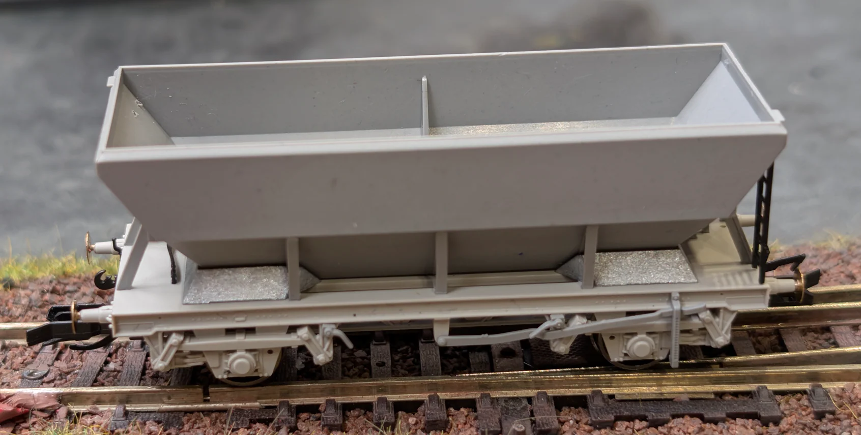 TT6073 HEA Hopper Wagon Railfreight 360587 - Image 2