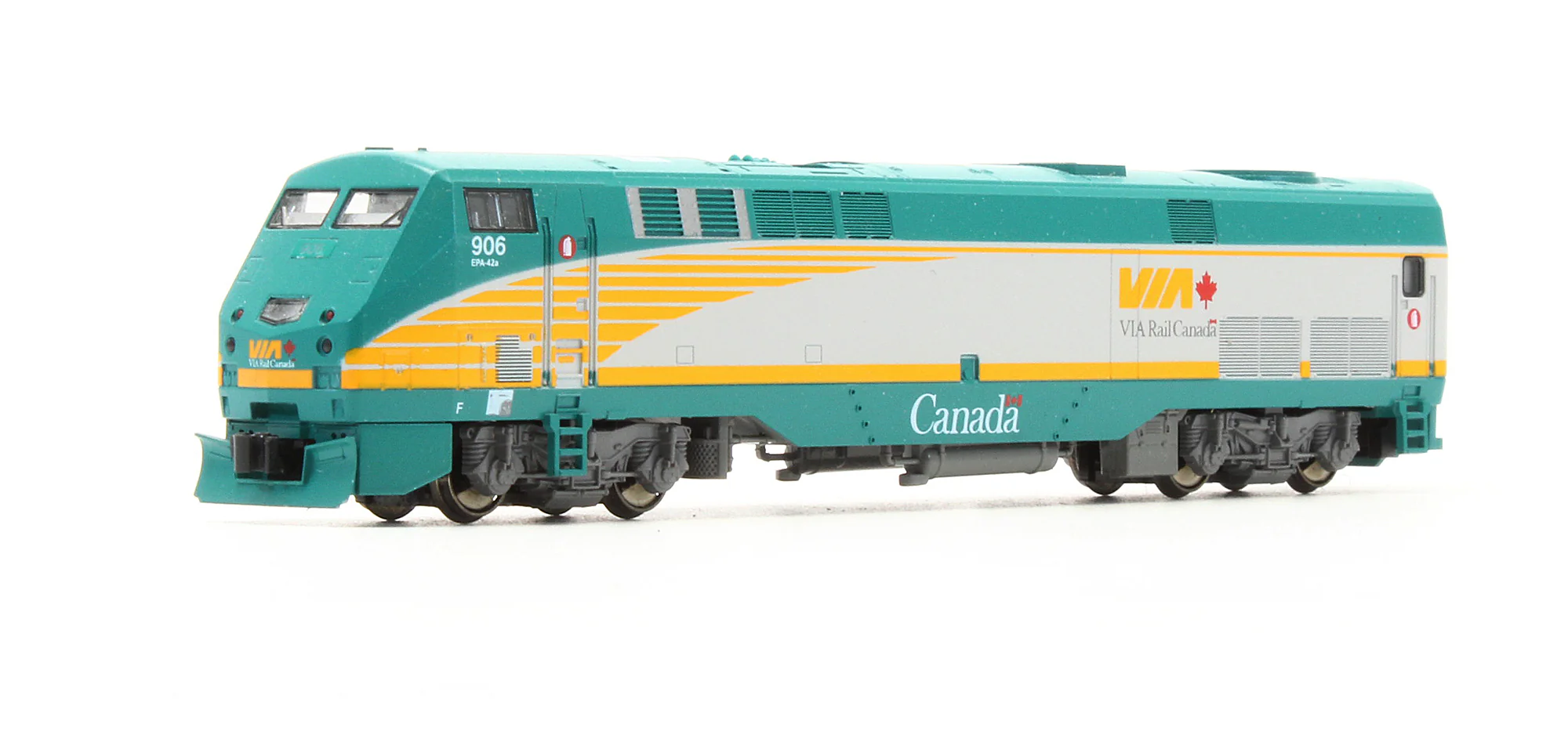 Pre-Owned P42 Diesel Locomotive VIA Rail - Road #906