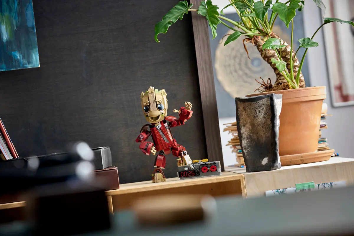 Lego Marvel Ravager Jumpsuit Groot - 76341 - Image 5