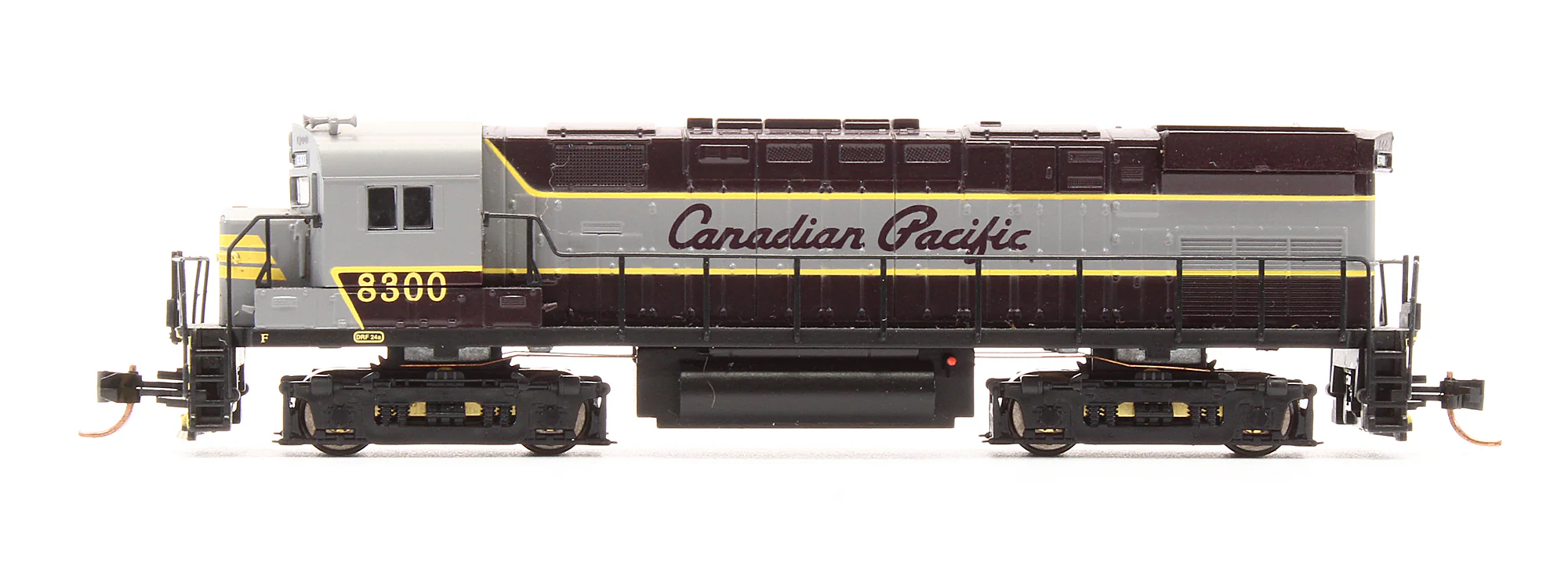Pre-Owned 44250 C424 Diesel Locomotive Canadian Pacific - Road #8300 - Image 4